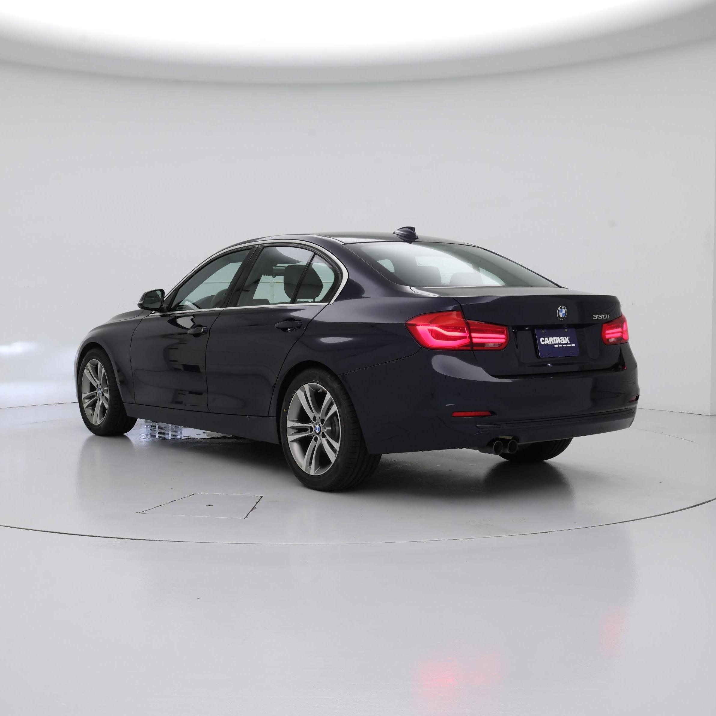 Thumbnail: 2017 BMW 3 Series - 2