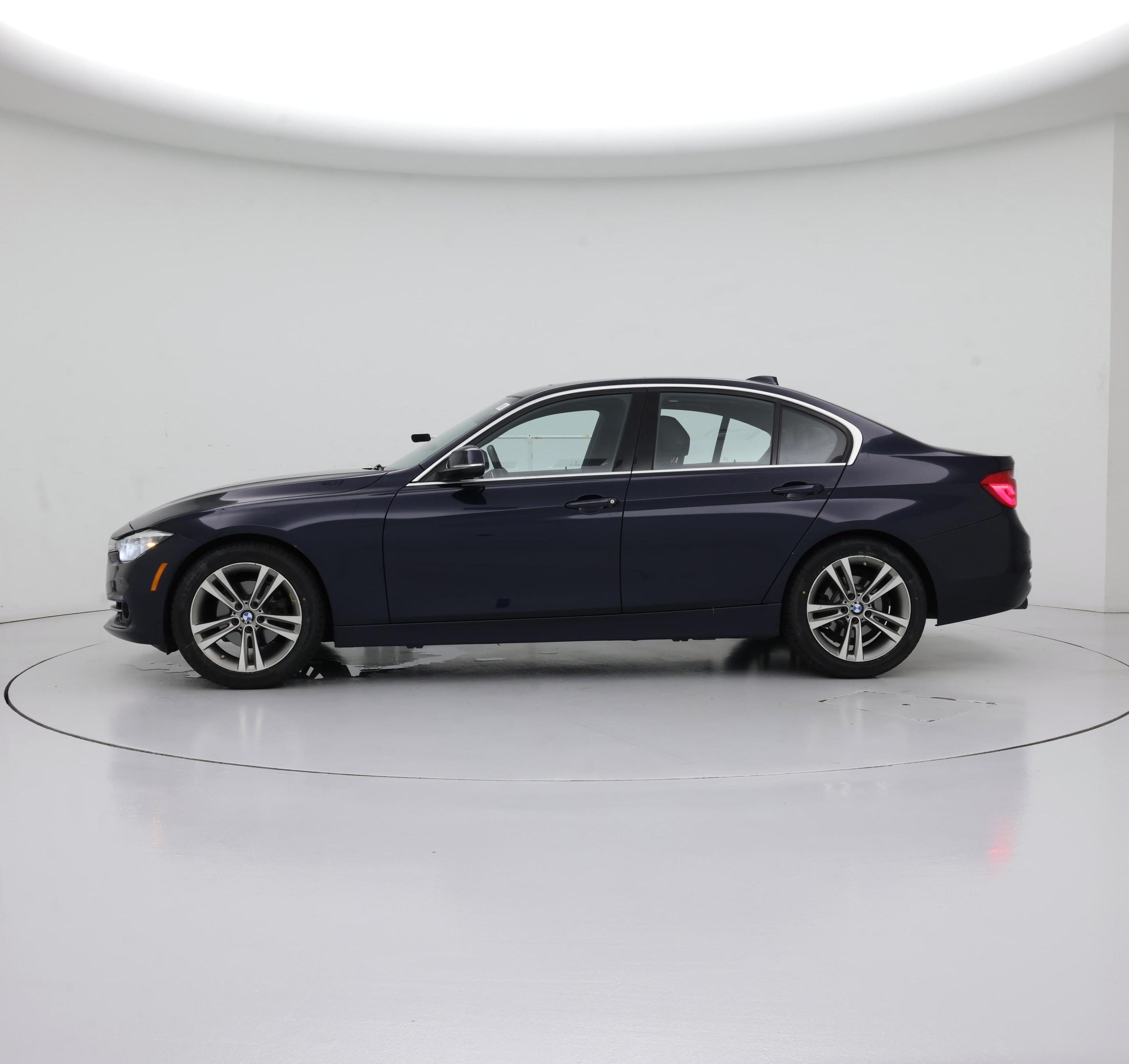 Thumbnail: 2017 BMW 3 Series - 3