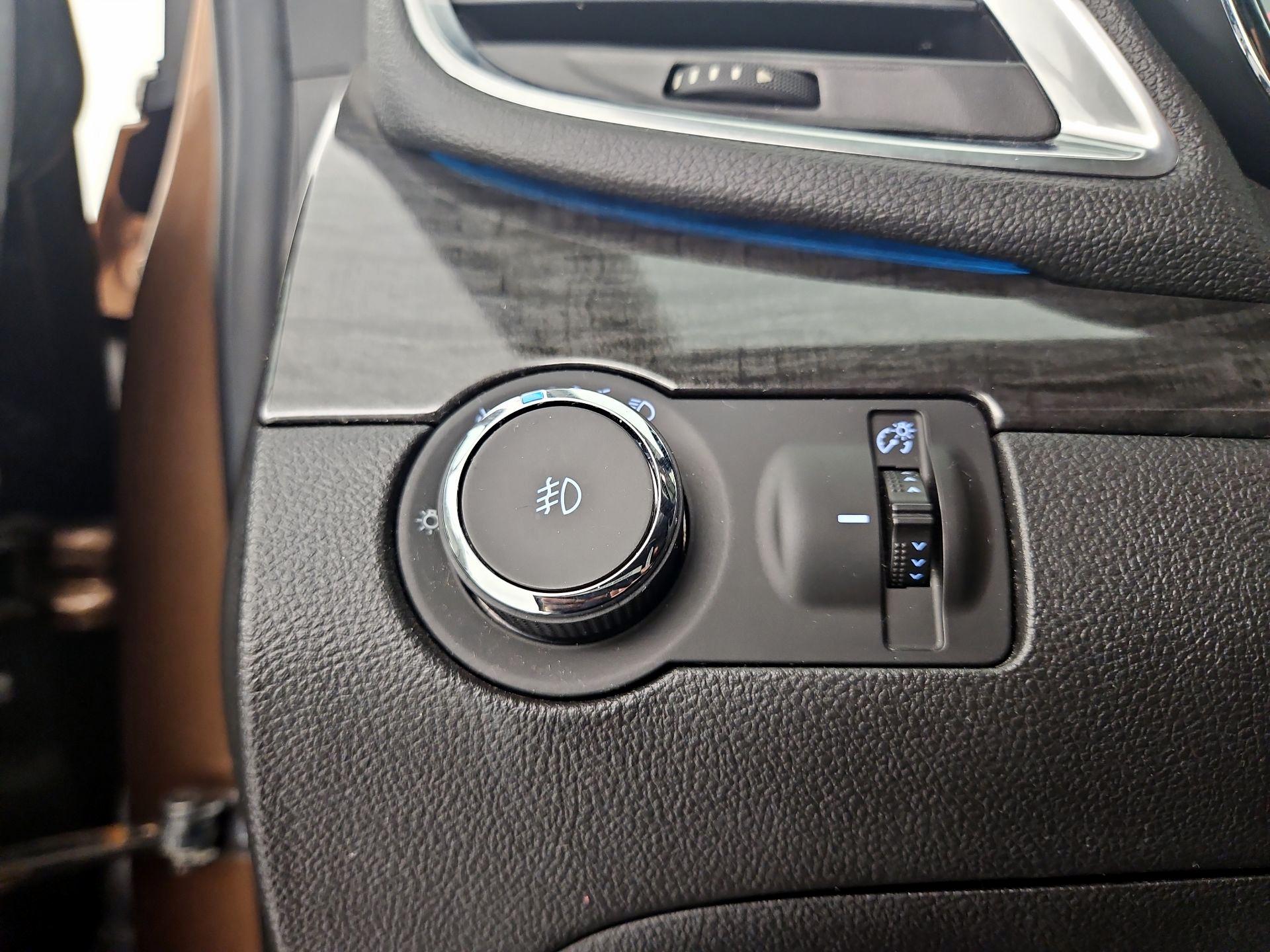 Thumbnail: 2016 Buick Encore - 13