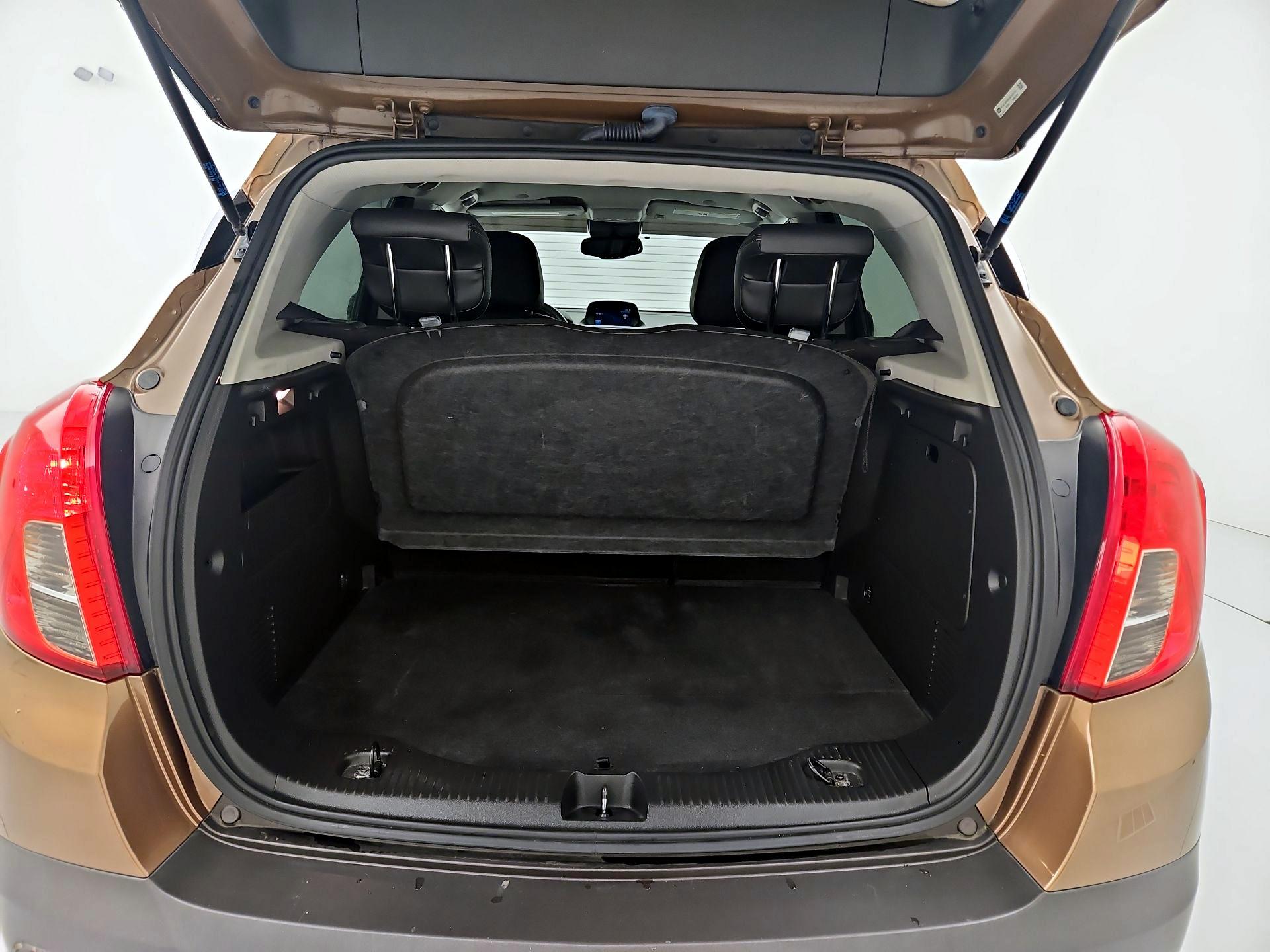 Thumbnail: 2016 Buick Encore - 20