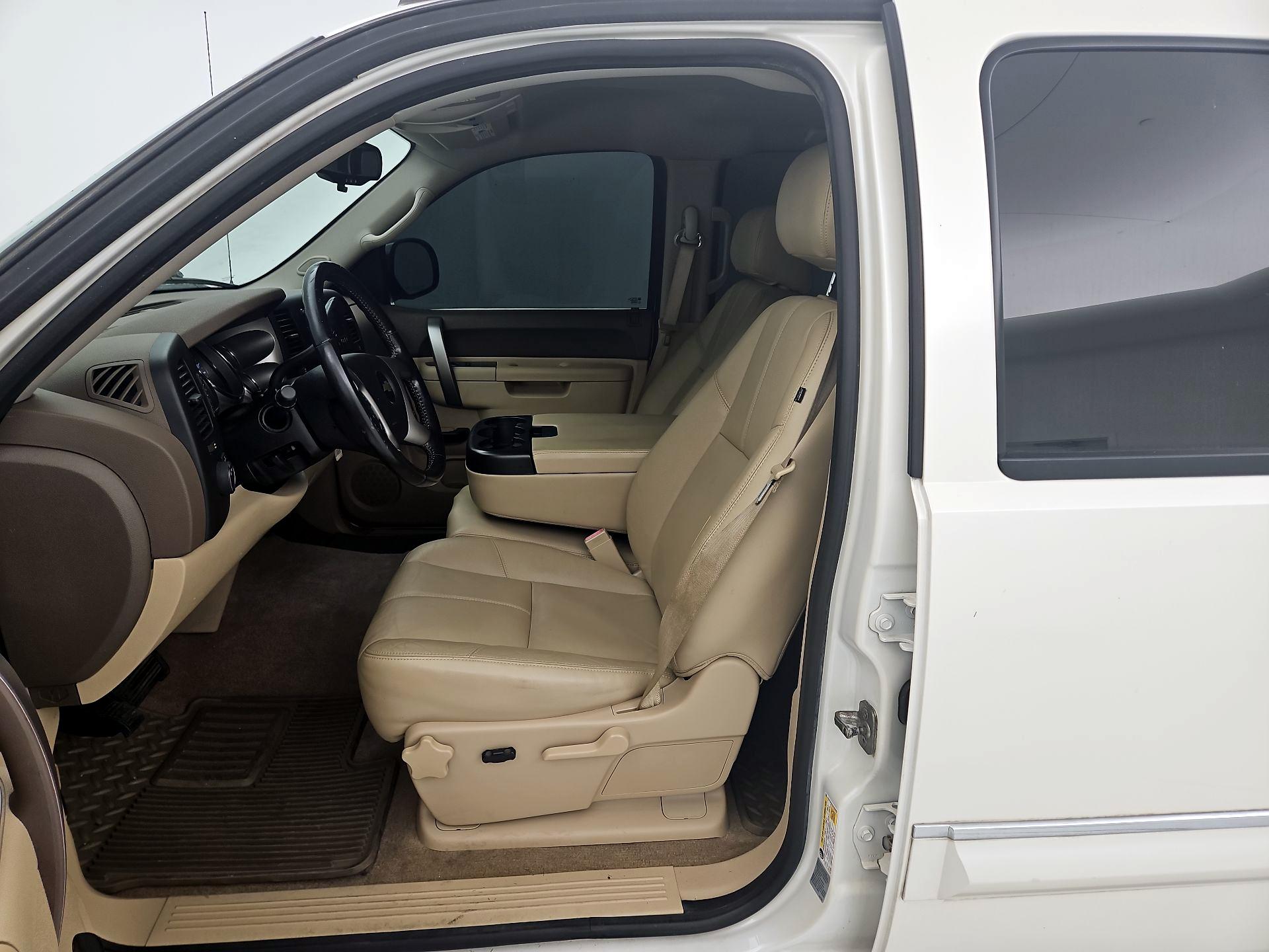 Thumbnail: 2013 Chevrolet Silverado 1500 - 11