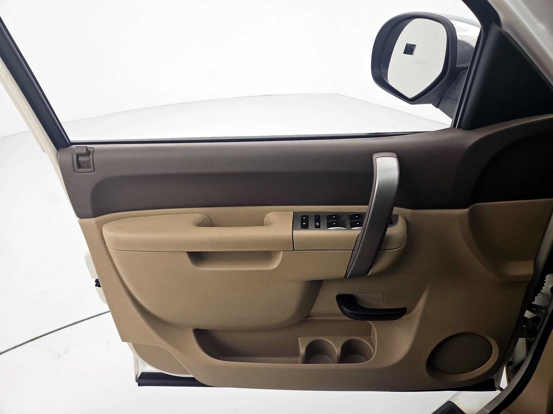 Thumbnail: 2013 Chevrolet Silverado 1500 - 12