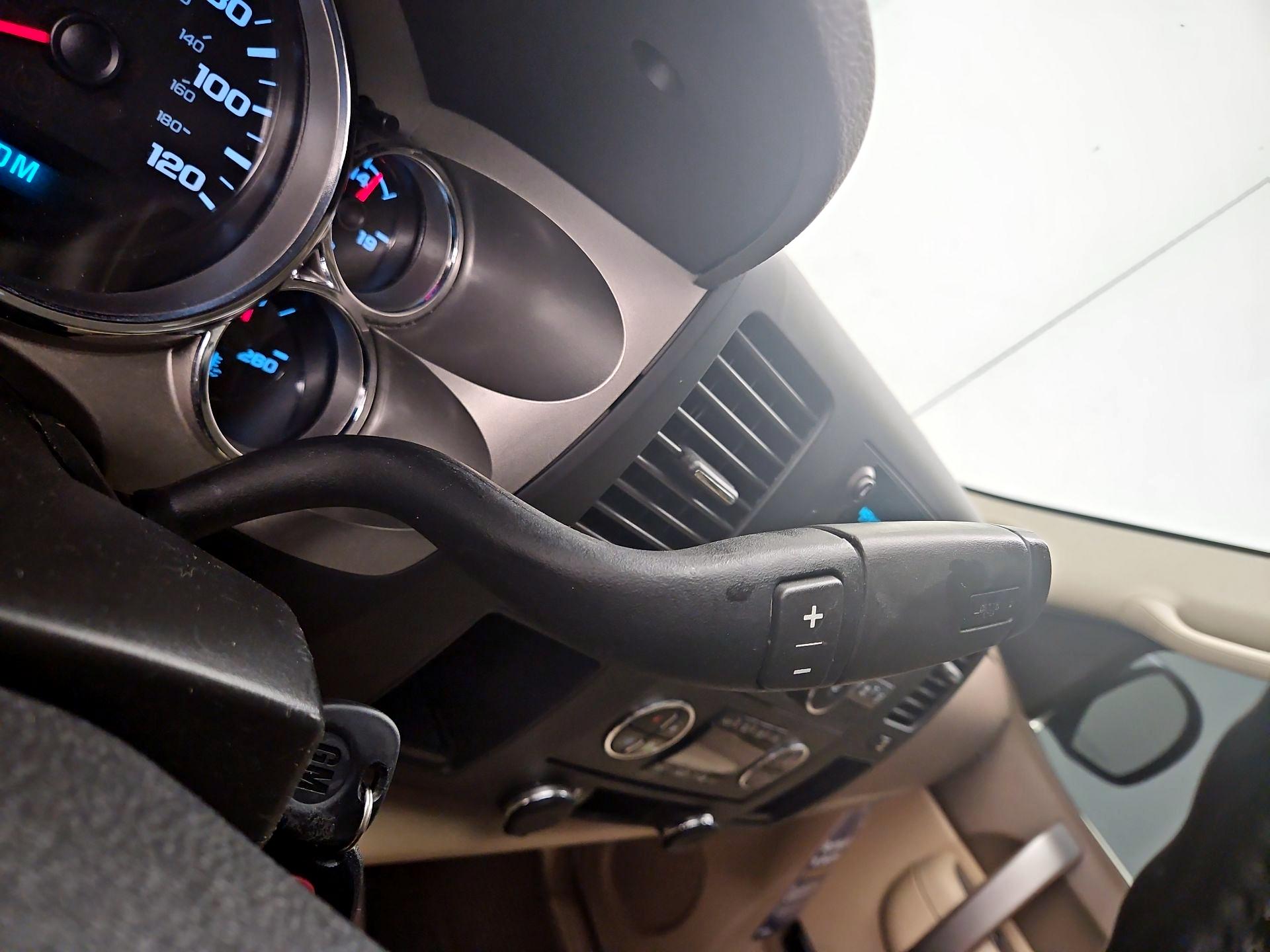 Thumbnail: 2013 Chevrolet Silverado 1500 - 16