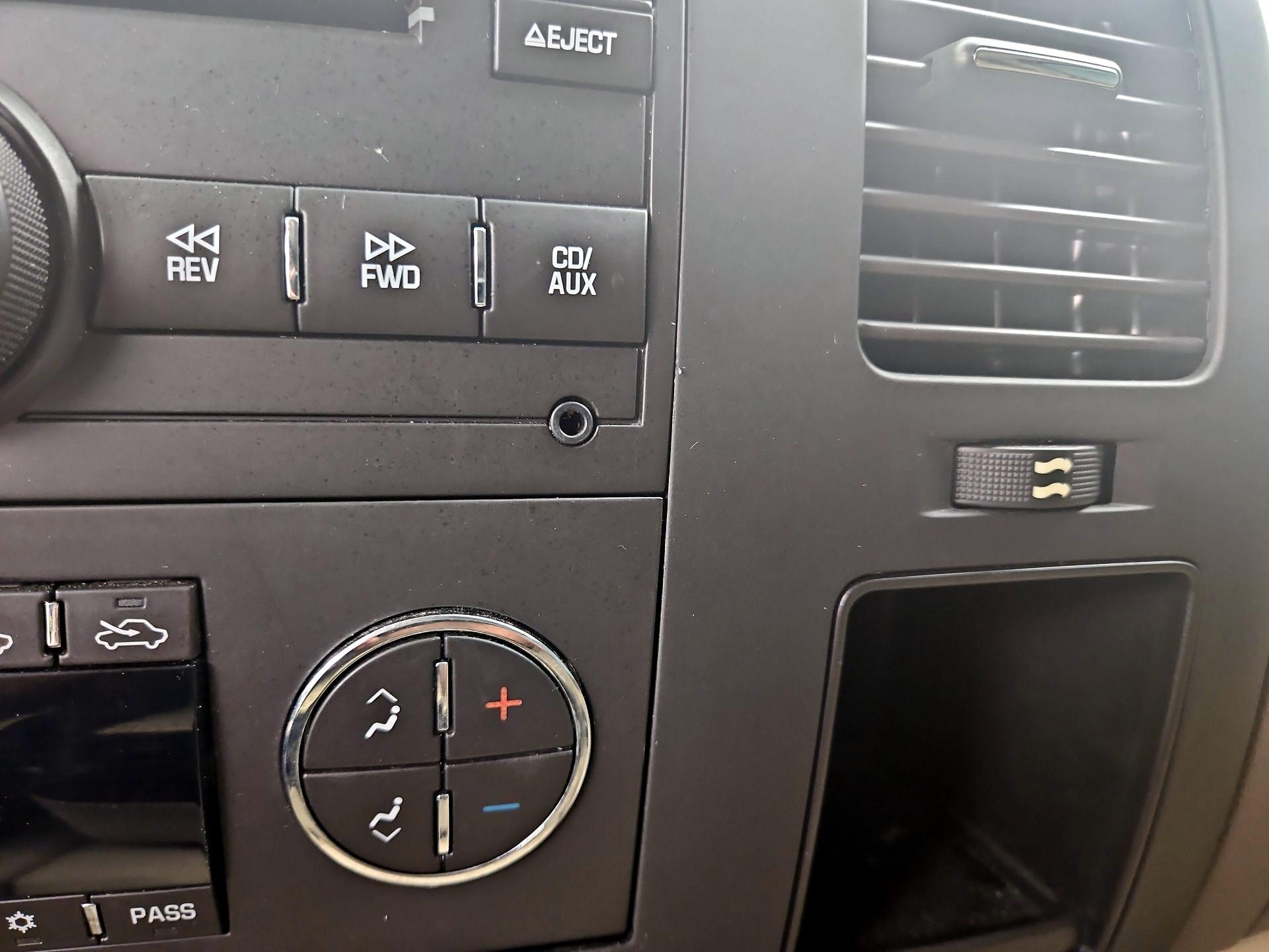 Thumbnail: 2013 Chevrolet Silverado 1500 - 17