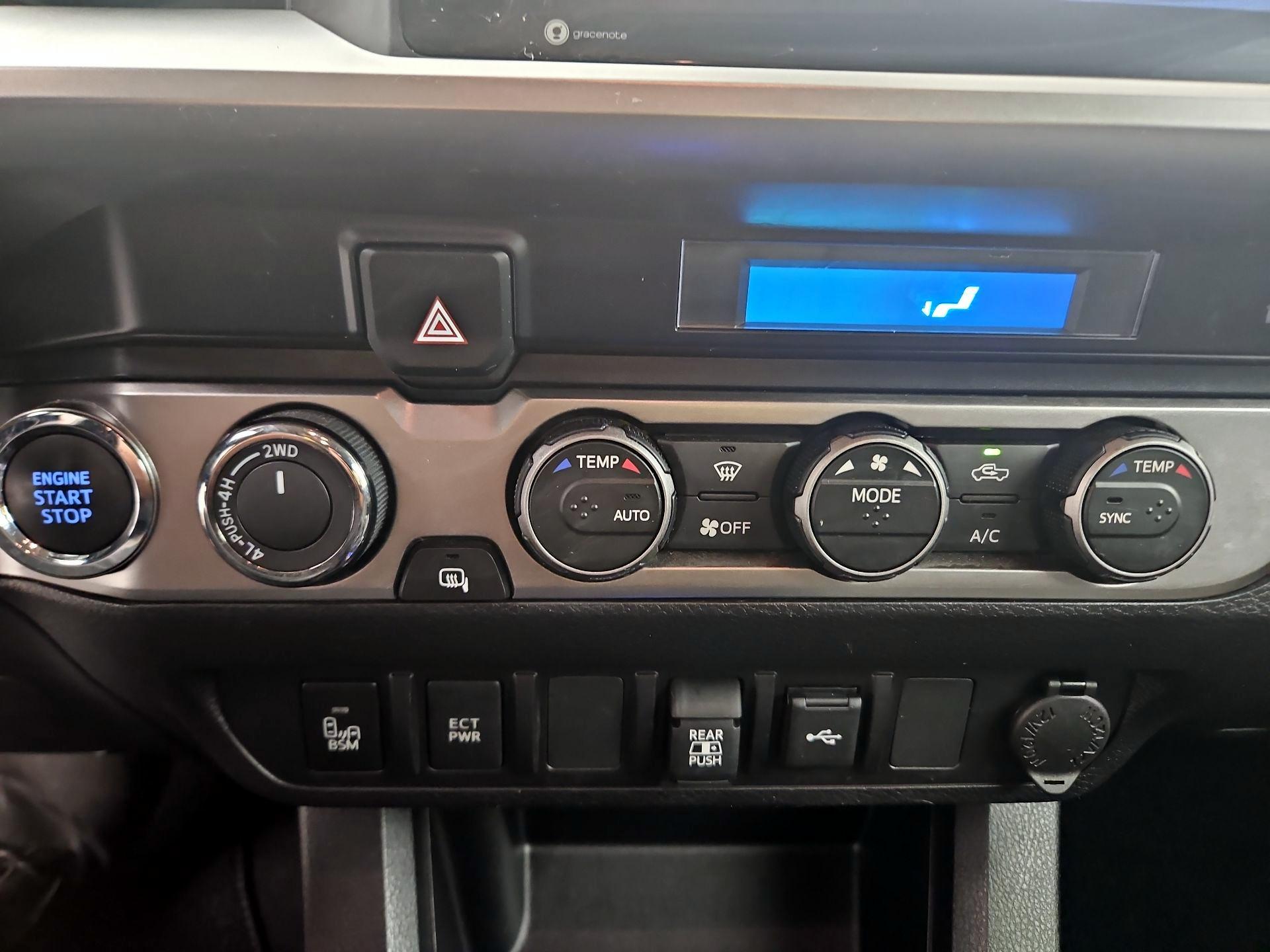 Thumbnail: 2023 Toyota Tacoma - 15