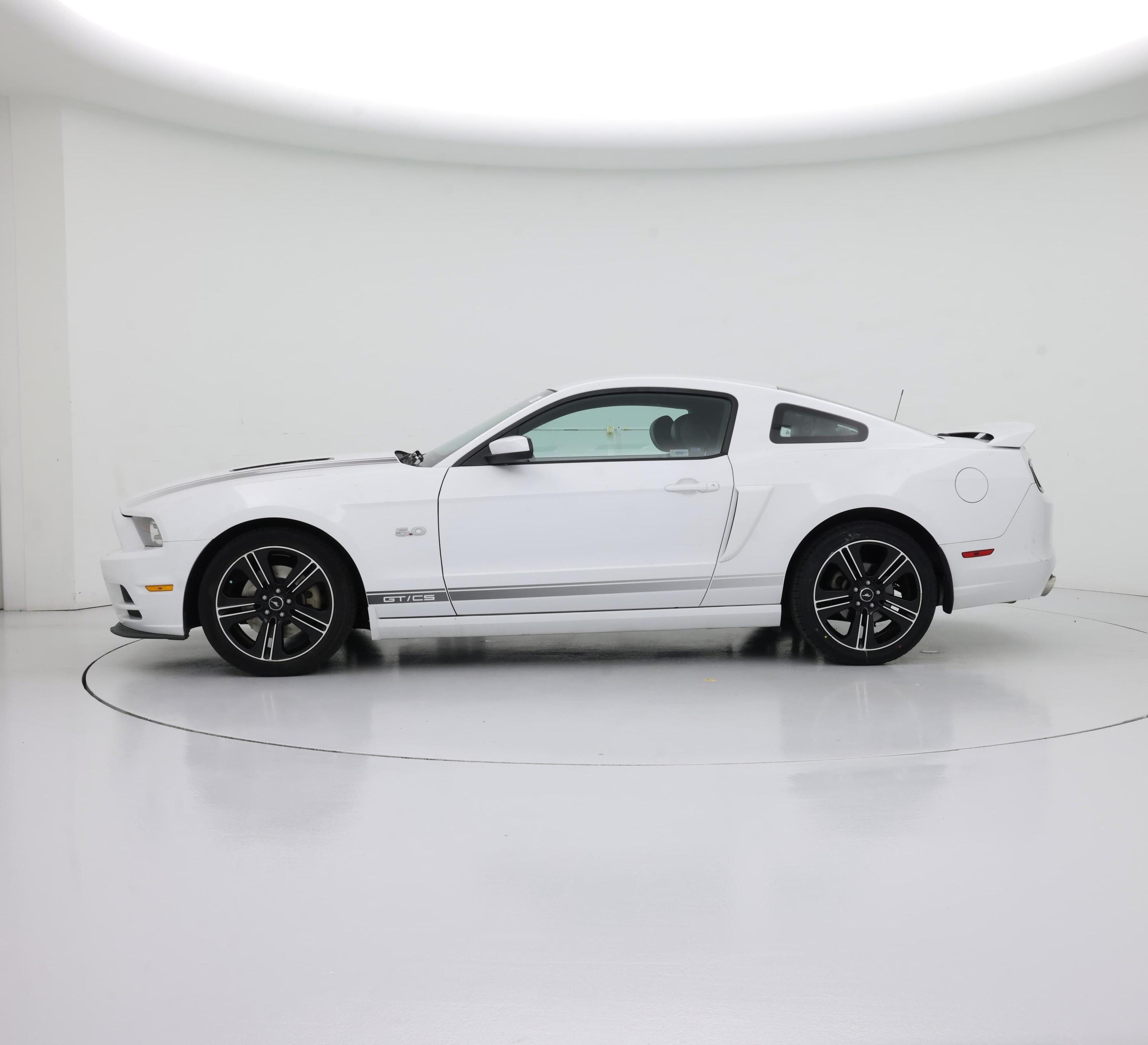 Thumbnail: 2014 Ford Mustang - 3