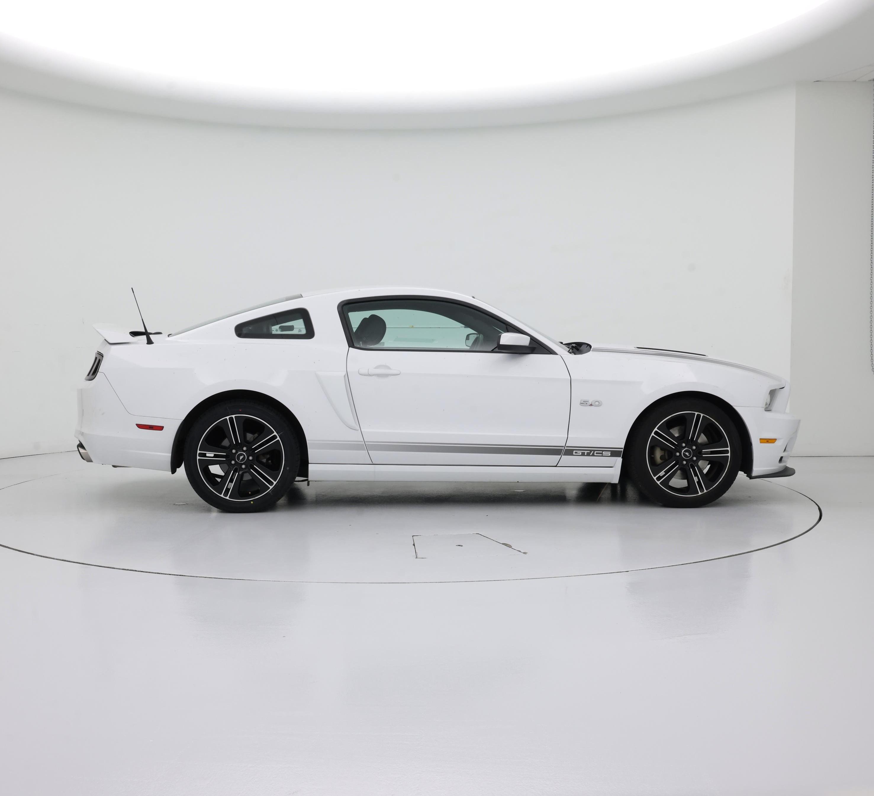 Thumbnail: 2014 Ford Mustang - 7