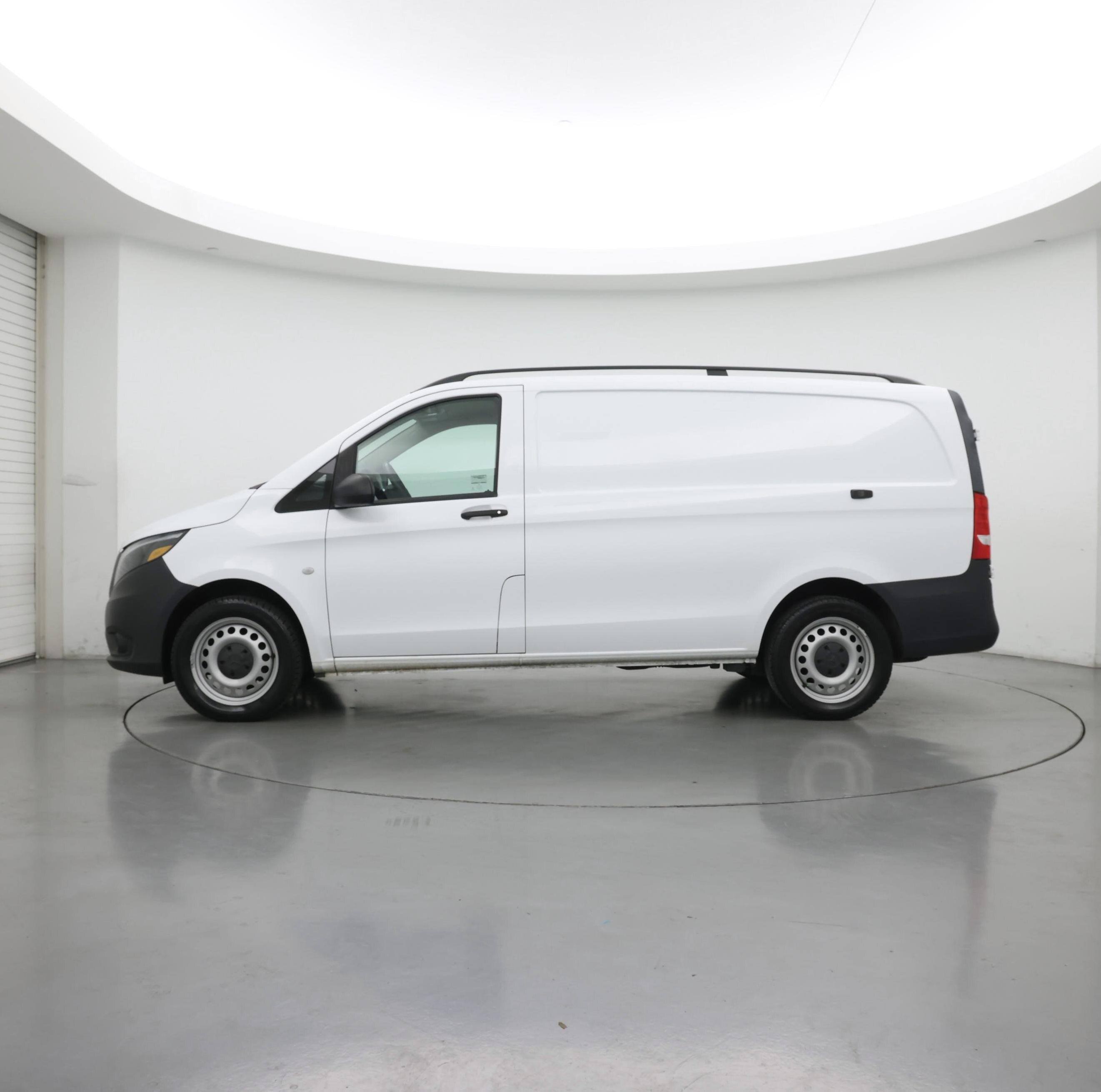 Thumbnail: 2021 Mercedes-Benz Metris - 3