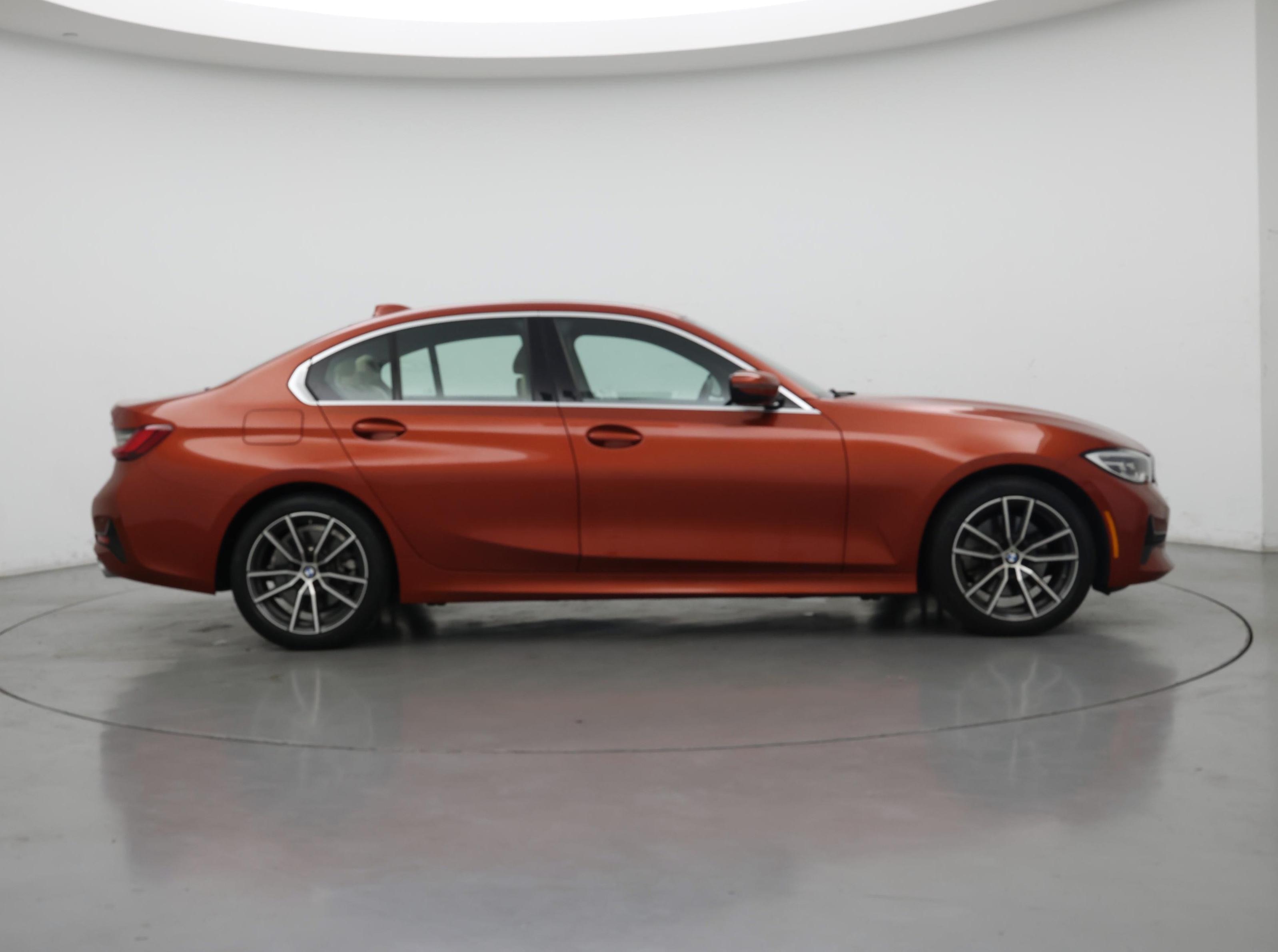 Thumbnail: 2022 BMW 3 Series - 7