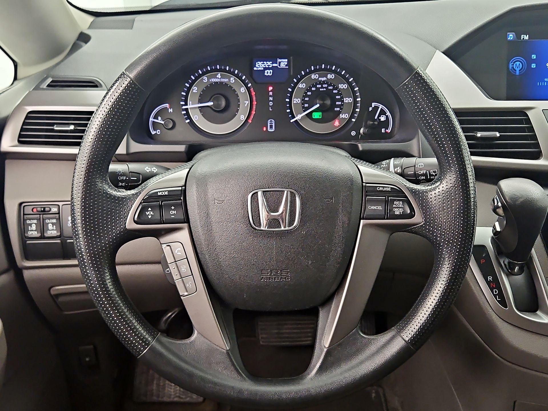 Thumbnail: 2016 Honda Odyssey - 10