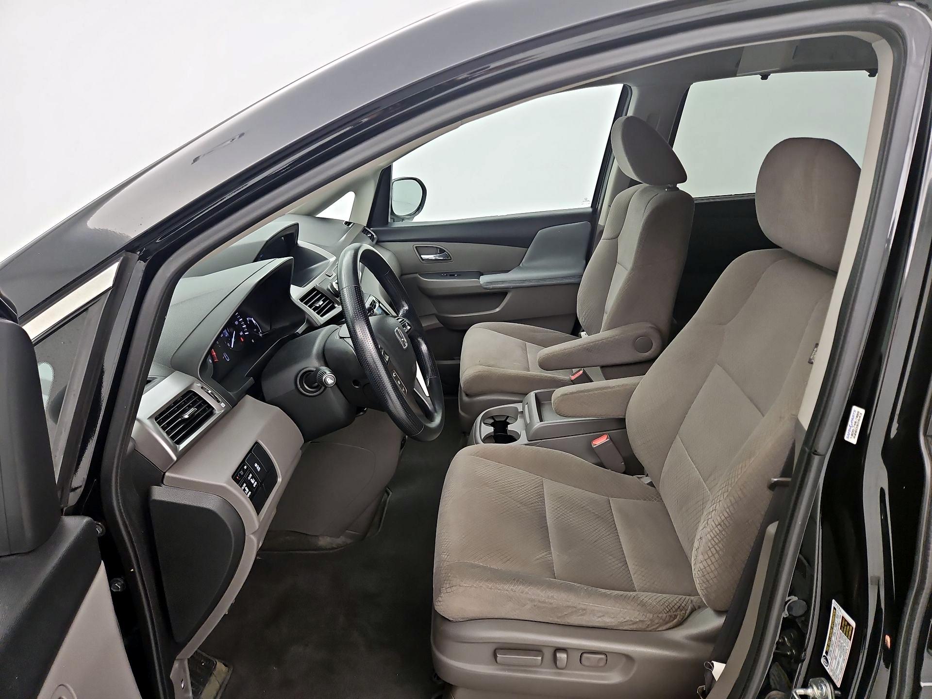 Thumbnail: 2016 Honda Odyssey - 11