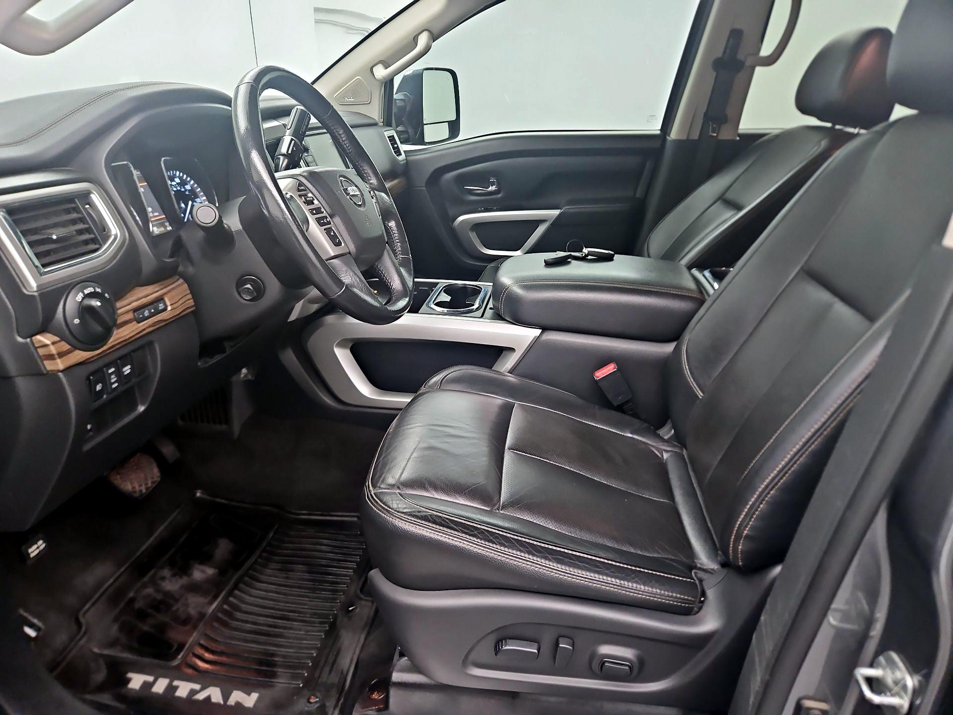 Thumbnail: 2019 Nissan Titan - 11
