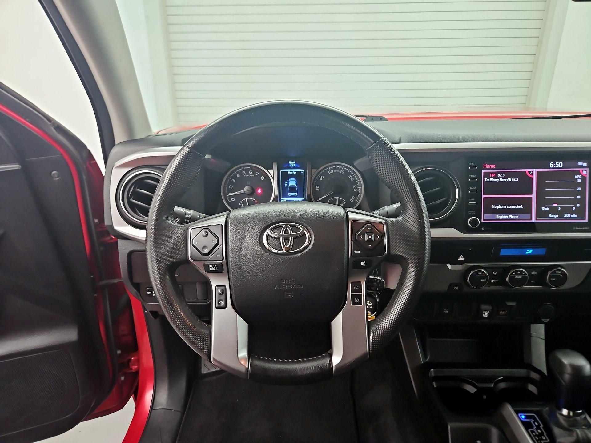 Thumbnail: 2021 Toyota Tacoma - 10
