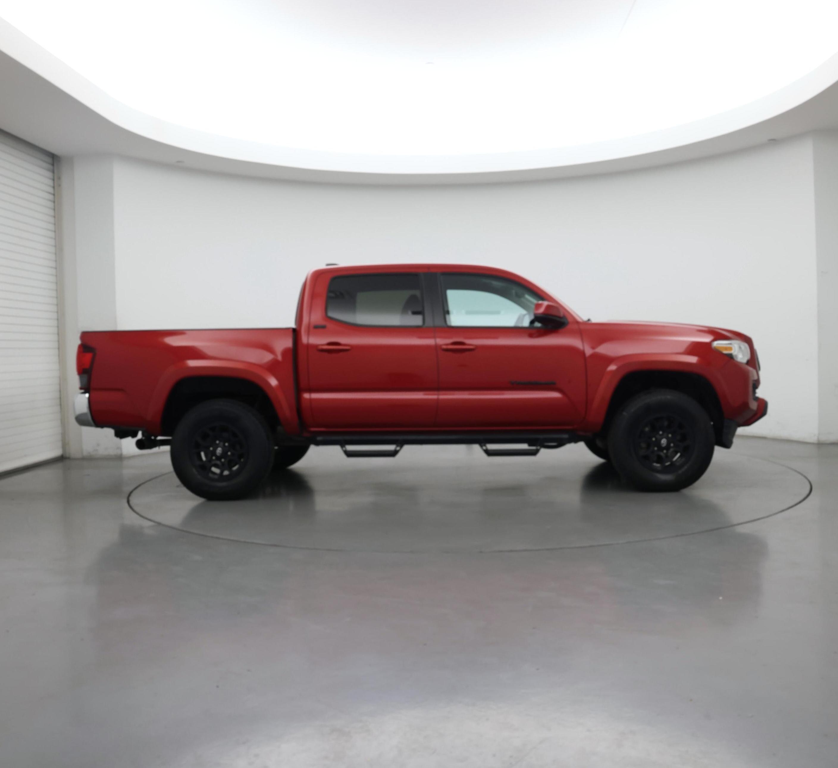 Thumbnail: 2021 Toyota Tacoma - 7