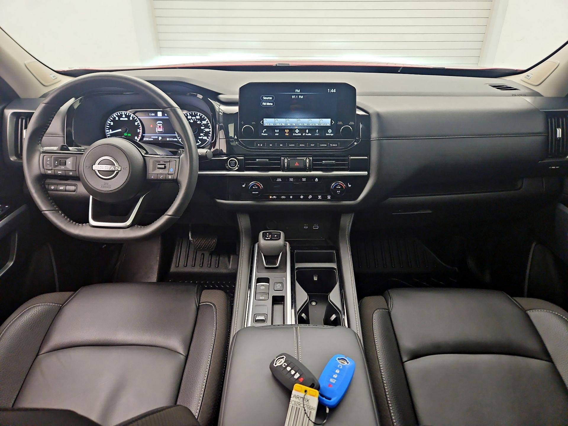 Thumbnail: 2024 Nissan Pathfinder - 9
