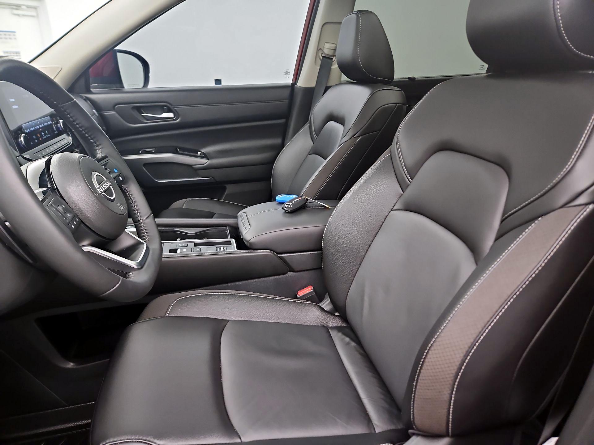 Thumbnail: 2024 Nissan Pathfinder - 11