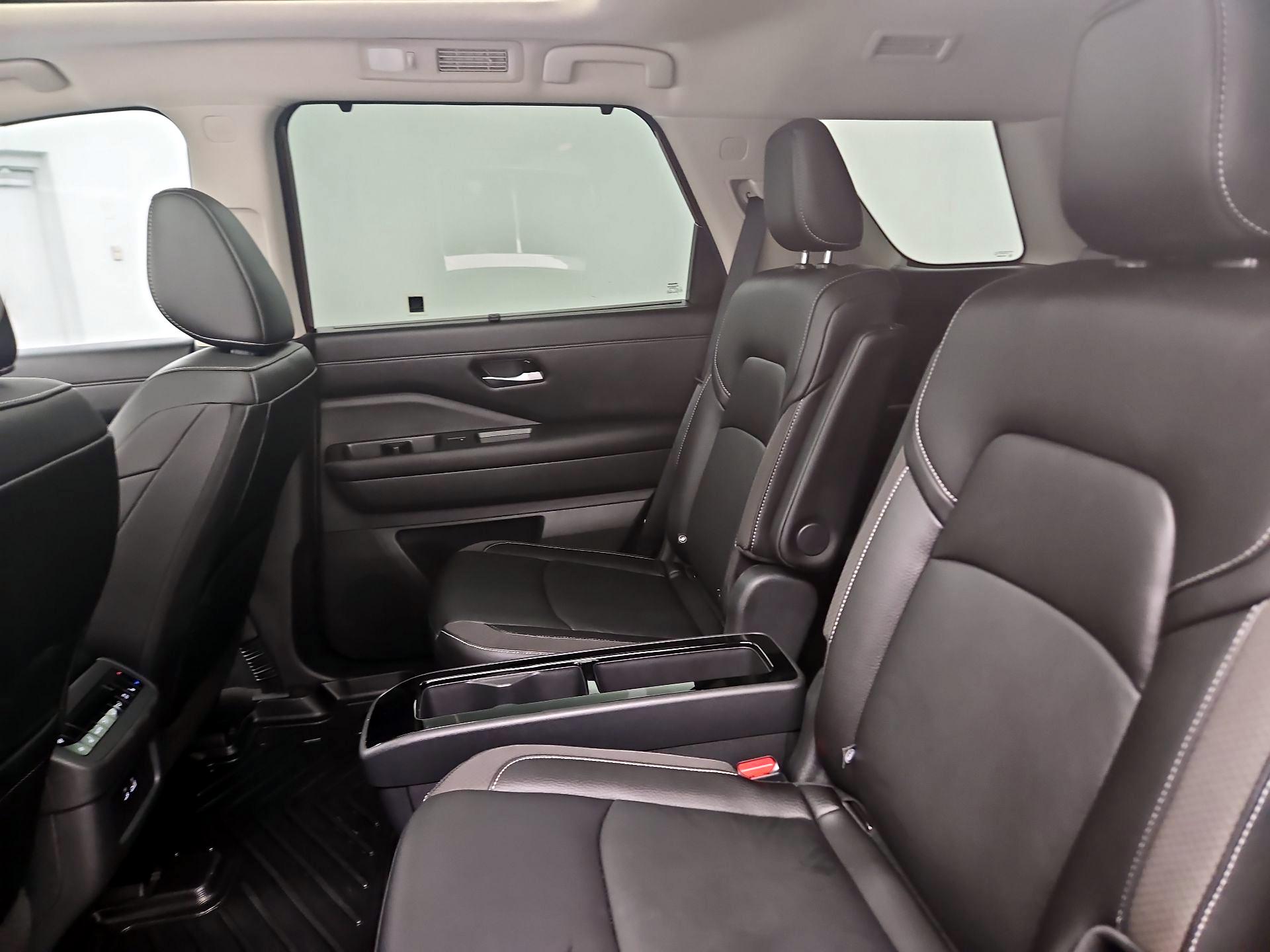 Thumbnail: 2024 Nissan Pathfinder - 19