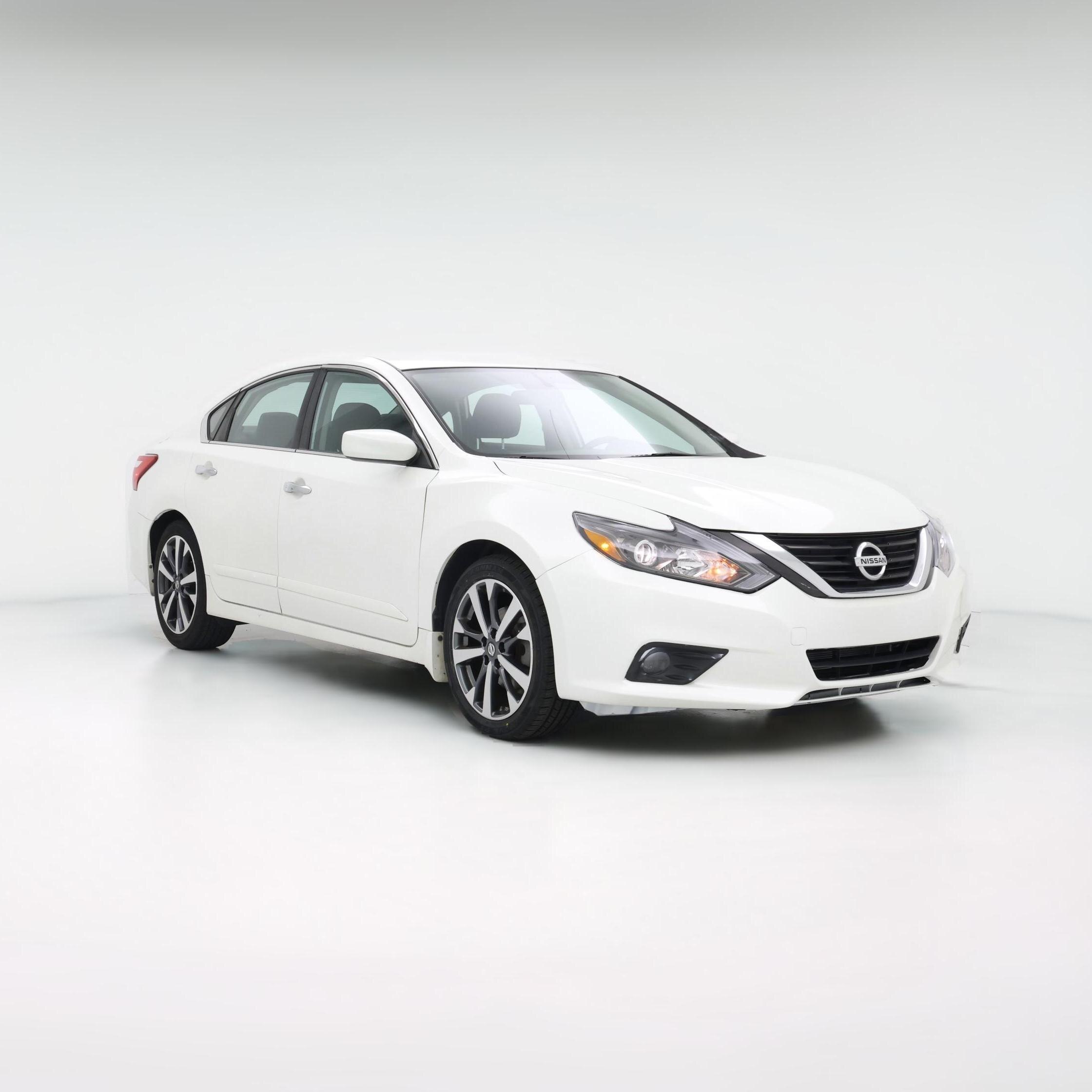 Thumbnail: 2016 Nissan Altima - 1