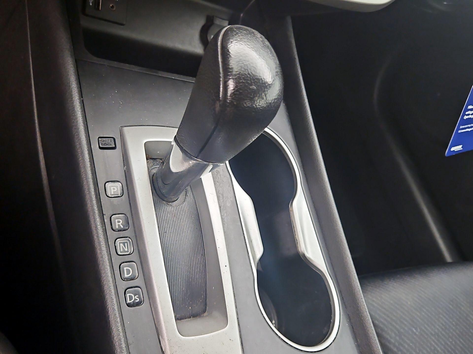 Thumbnail: 2016 Nissan Altima - 17