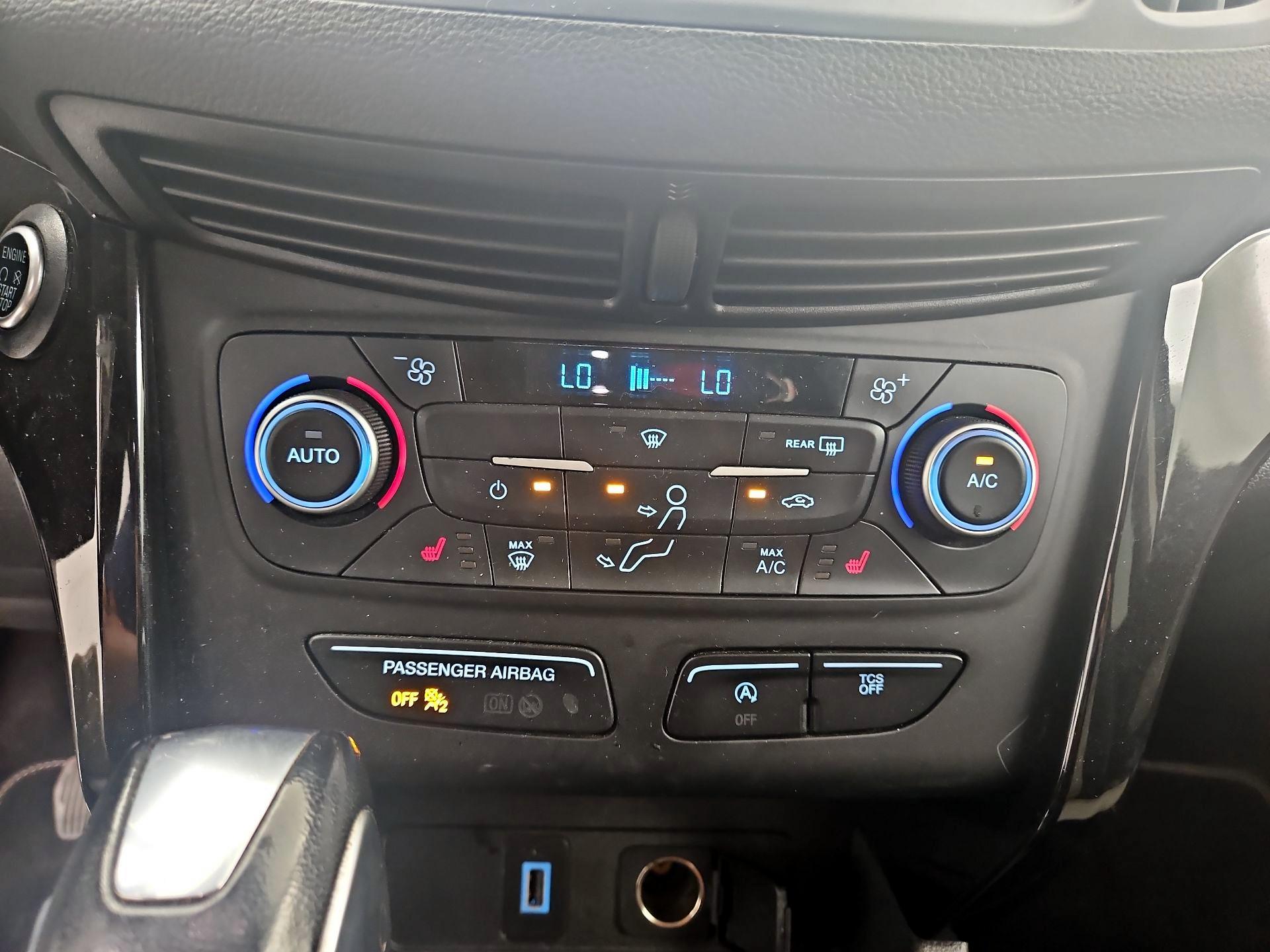 Thumbnail: 2019 Ford Escape - 16