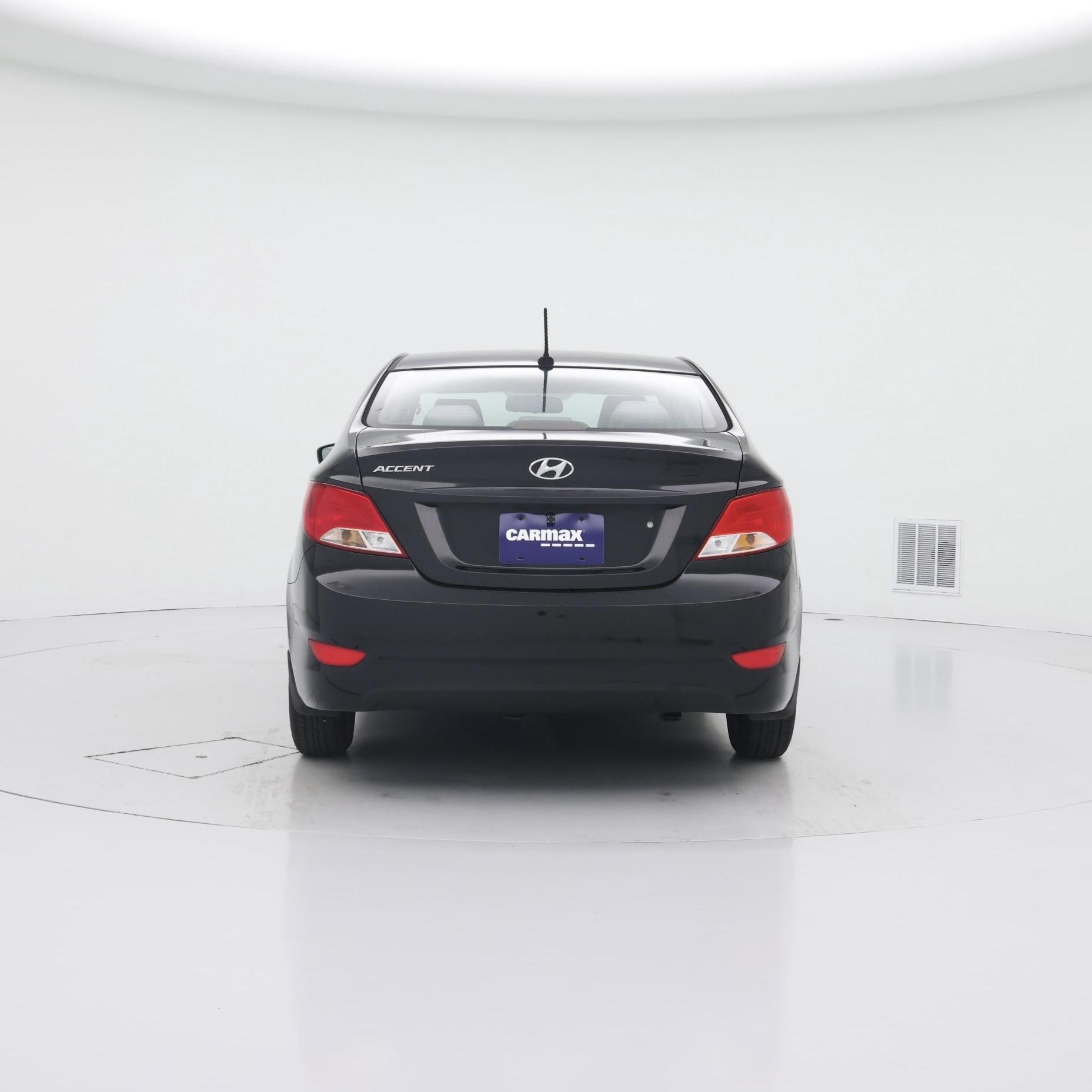 Thumbnail: 2017 Hyundai Accent - 6