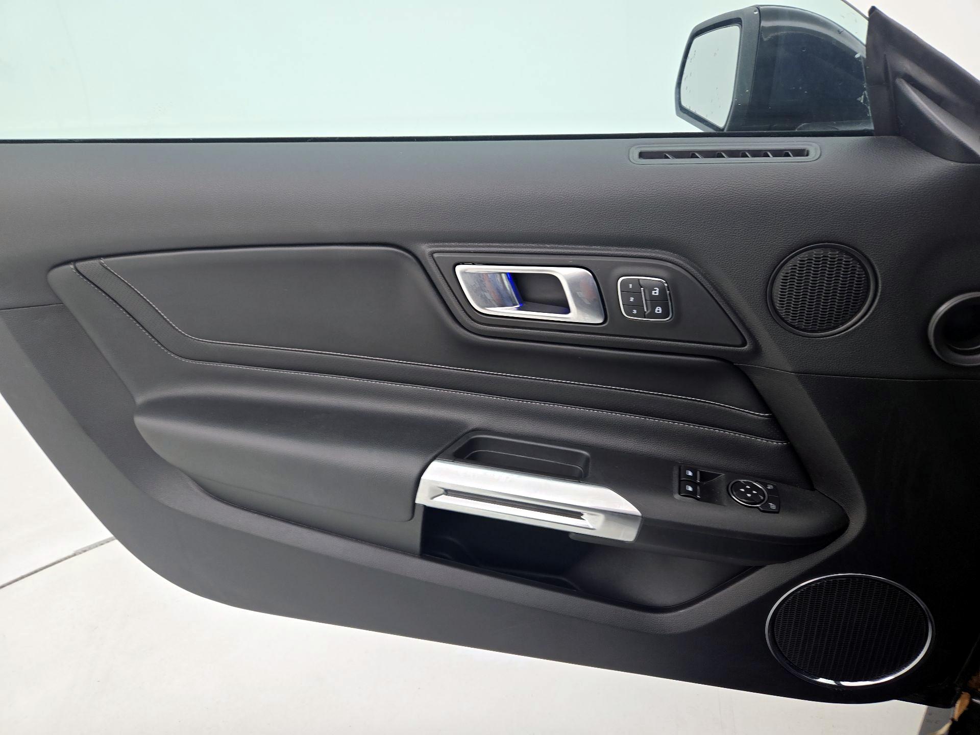 Thumbnail: 2022 Ford Mustang - 12