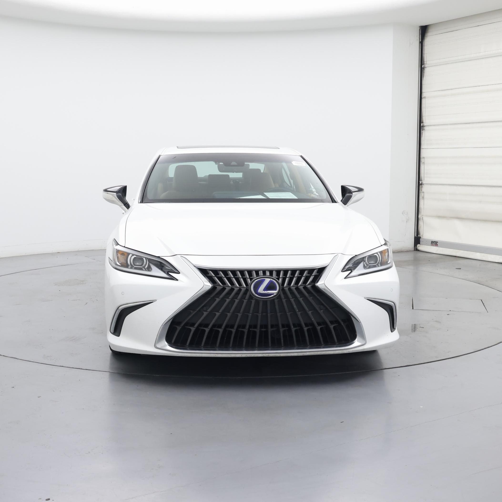 Thumbnail: 2022 Lexus ES - 5