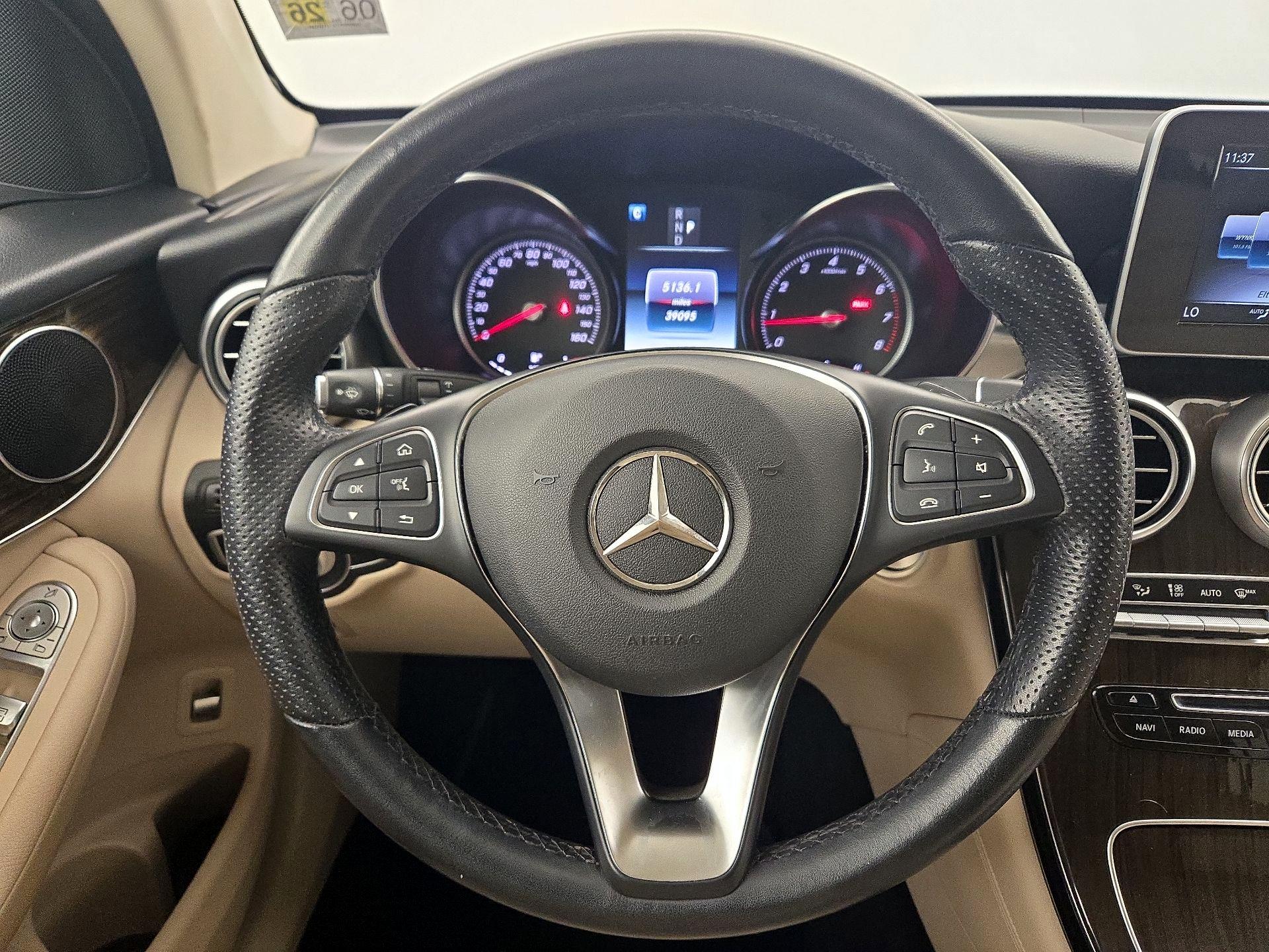 Thumbnail: 2019 Mercedes-Benz GLC - 10