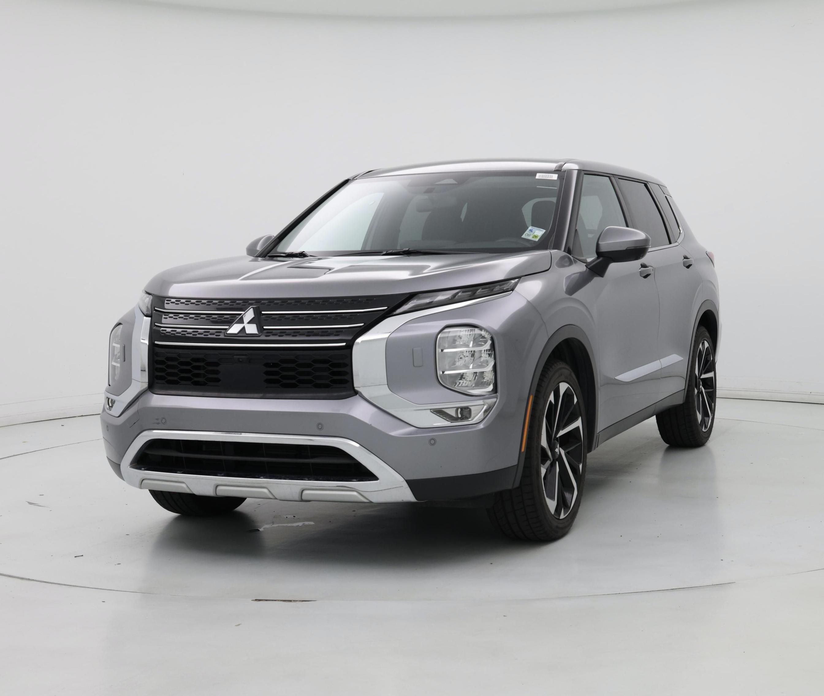 Thumbnail: 2022 Mitsubishi Outlander - 4