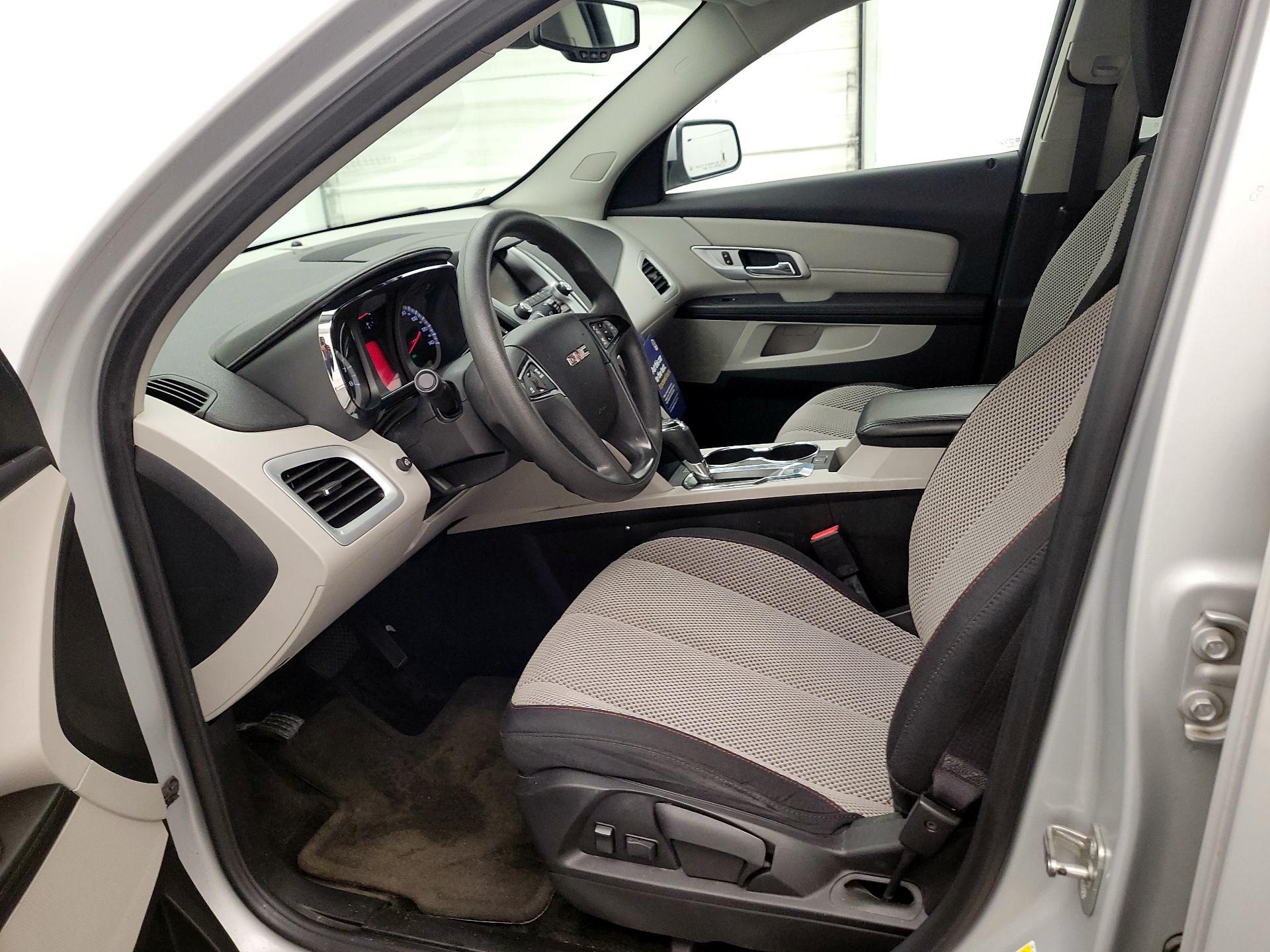 Thumbnail: 2017 GMC Terrain - 11