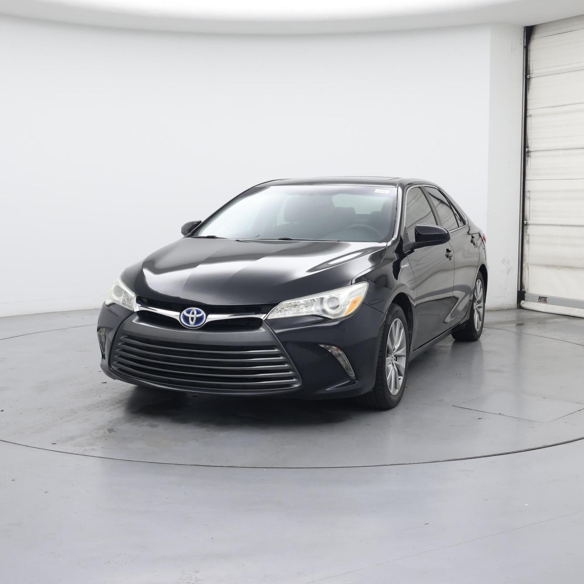 Thumbnail: 2017 Toyota Camry - 4