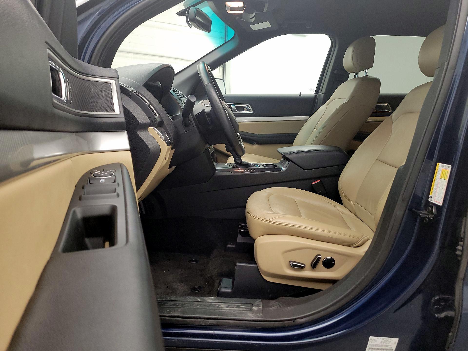 Thumbnail: 2017 Ford Explorer - 11
