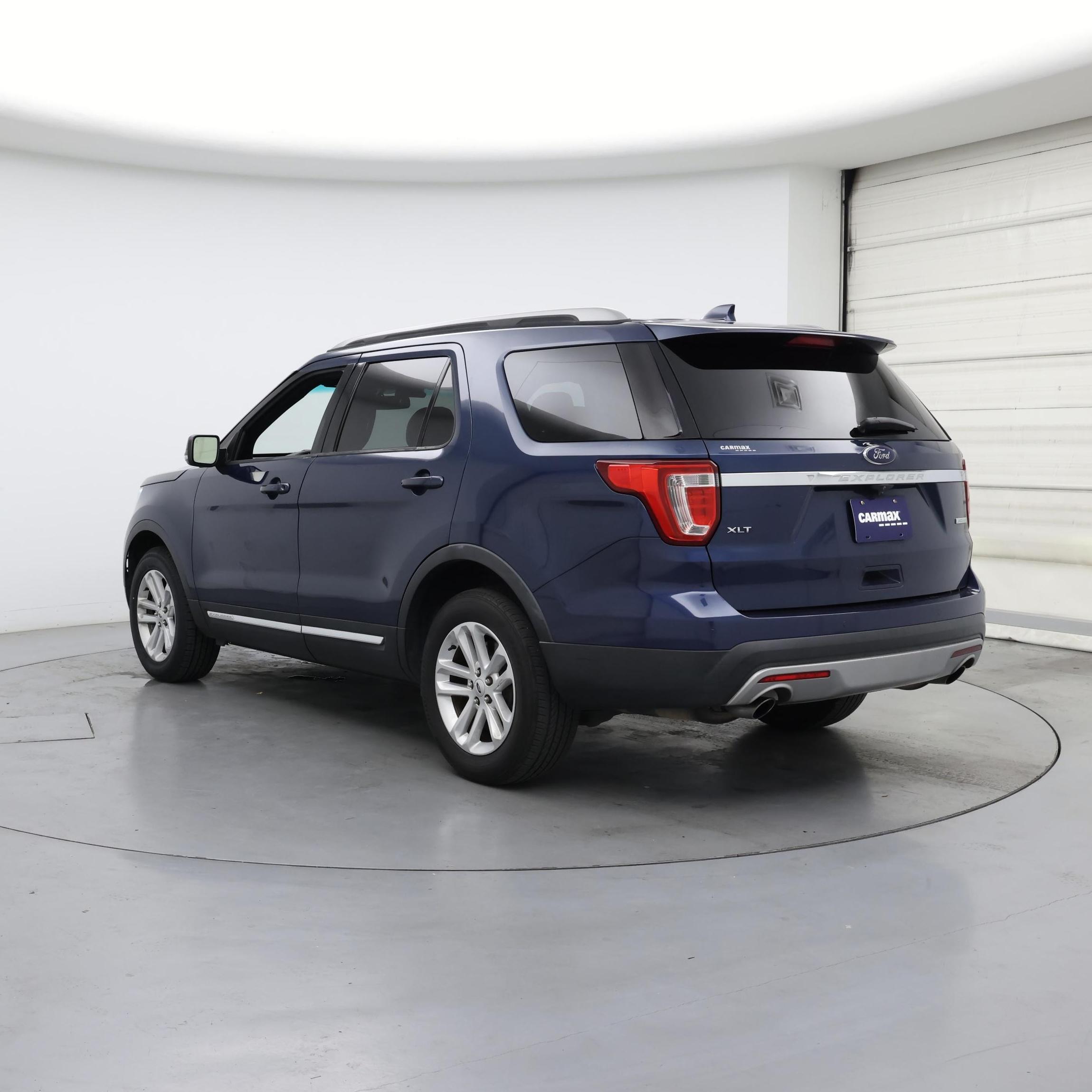 Thumbnail: 2017 Ford Explorer - 2