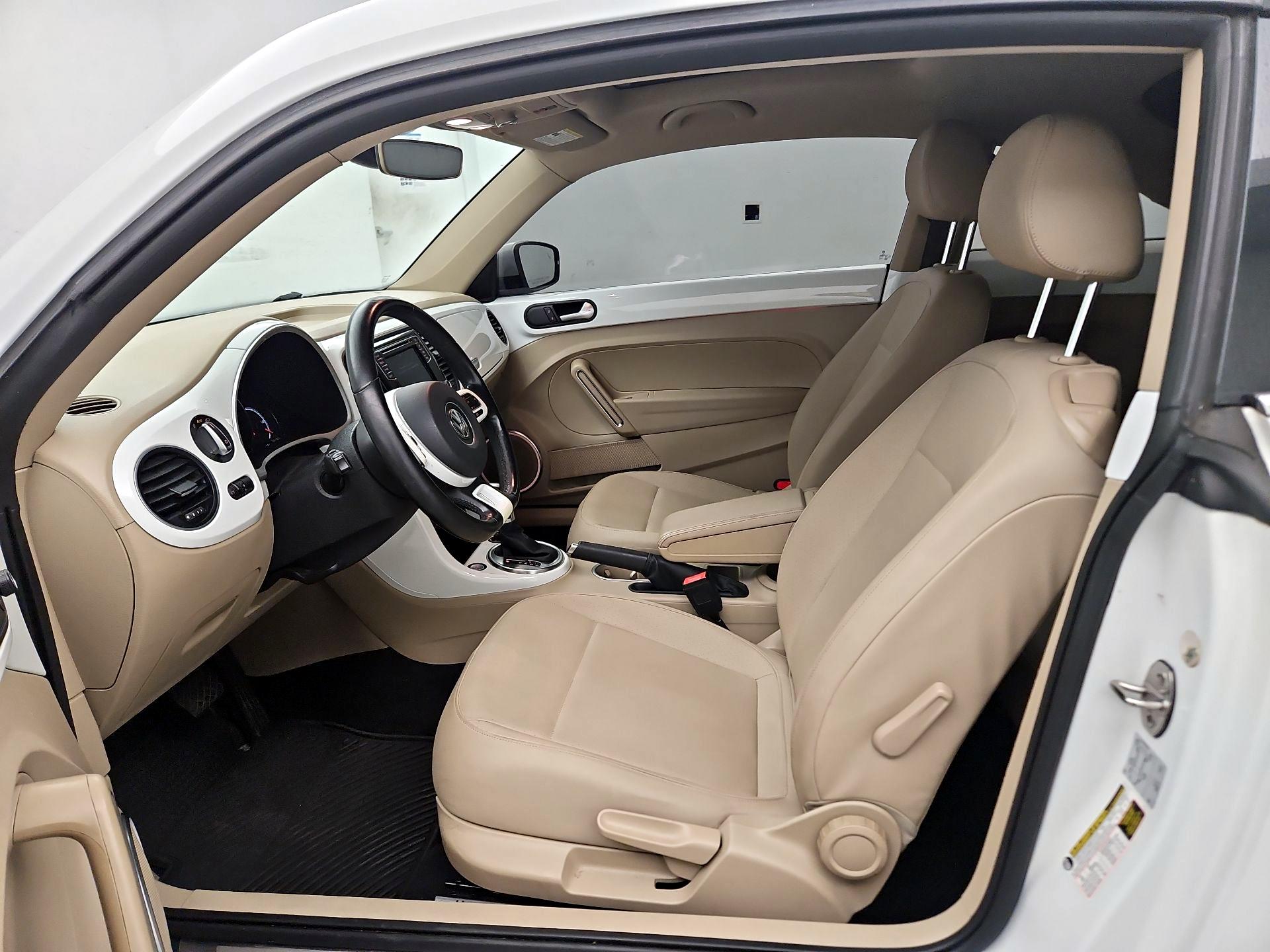 Thumbnail: 2019 Volkswagen Beetle - 11