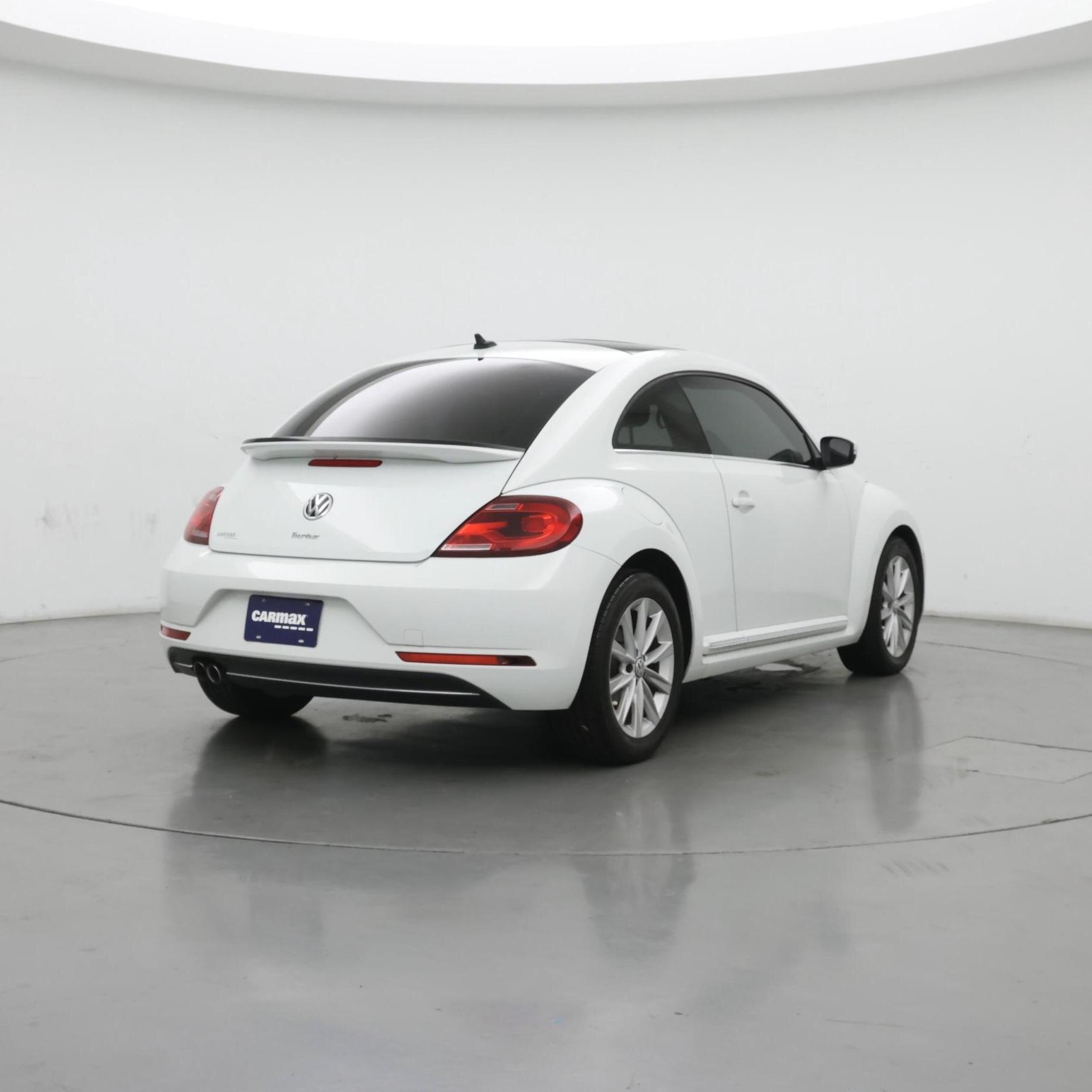 Thumbnail: 2019 Volkswagen Beetle - 8