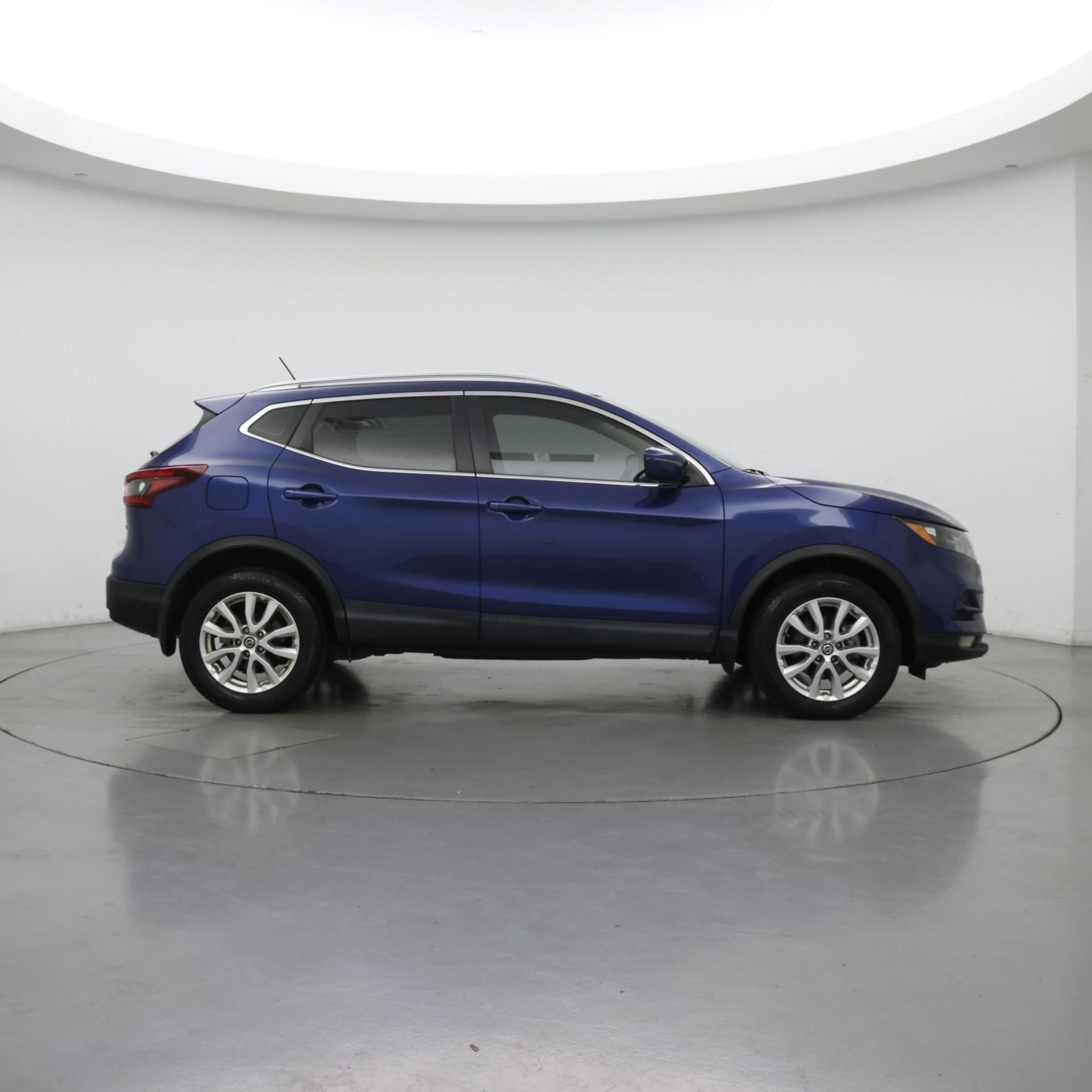 Thumbnail: 2021 Nissan Rogue Sport - 7