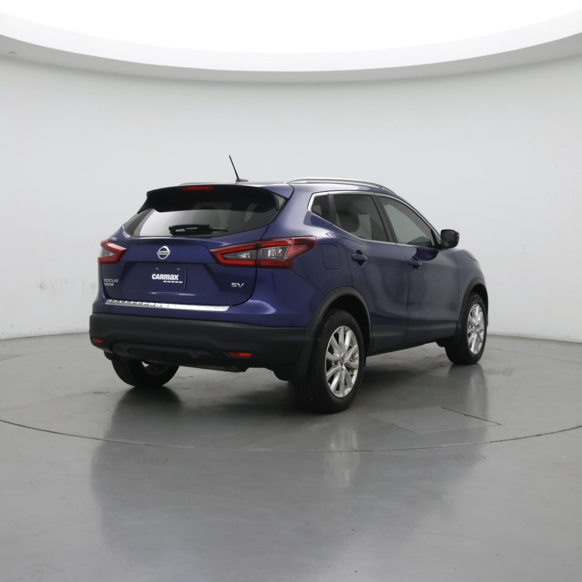 Thumbnail: 2021 Nissan Rogue Sport - 8