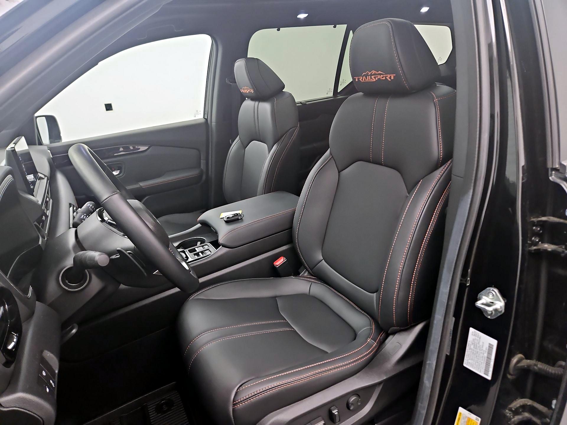 Thumbnail: 2025 Honda Pilot - 11