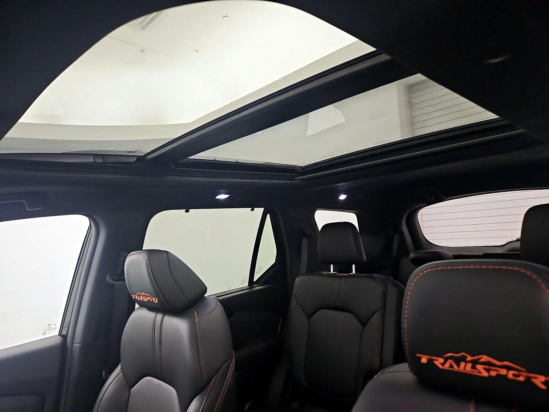 Thumbnail: 2025 Honda Pilot - 19