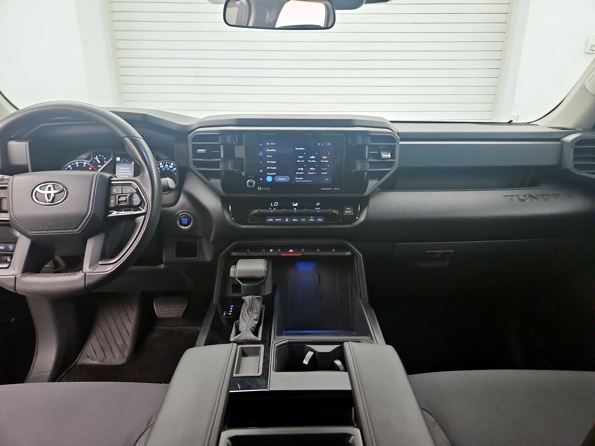 Thumbnail: 2022 Toyota Tundra - 9