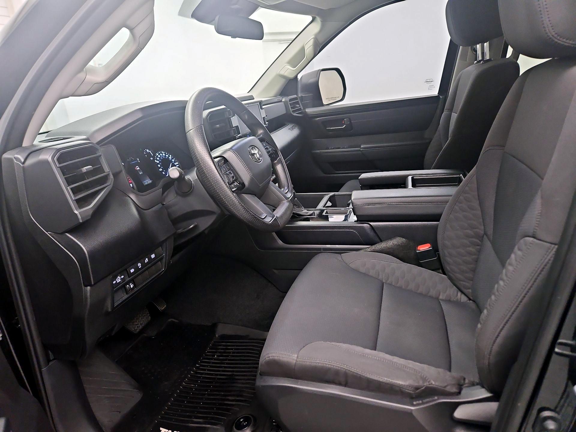 Thumbnail: 2022 Toyota Tundra - 11