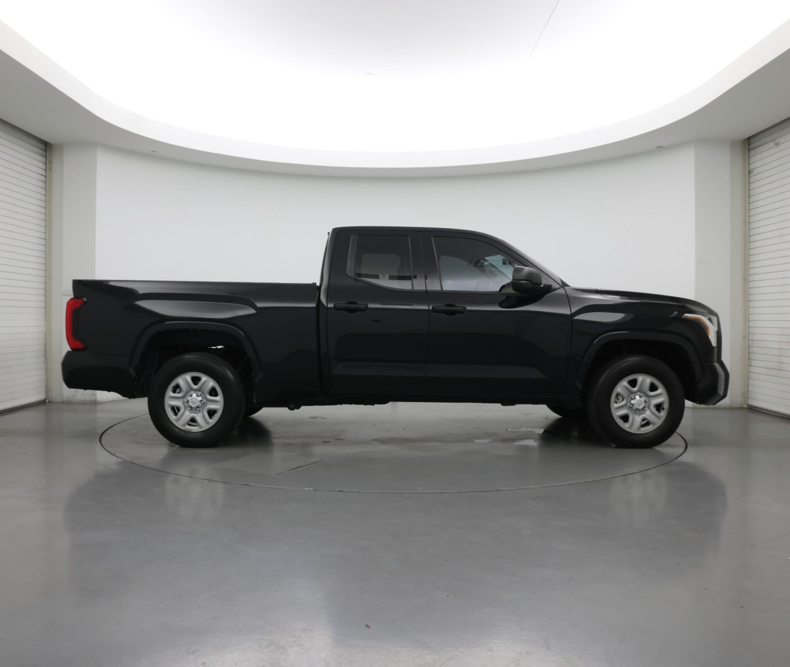 Thumbnail: 2022 Toyota Tundra - 7