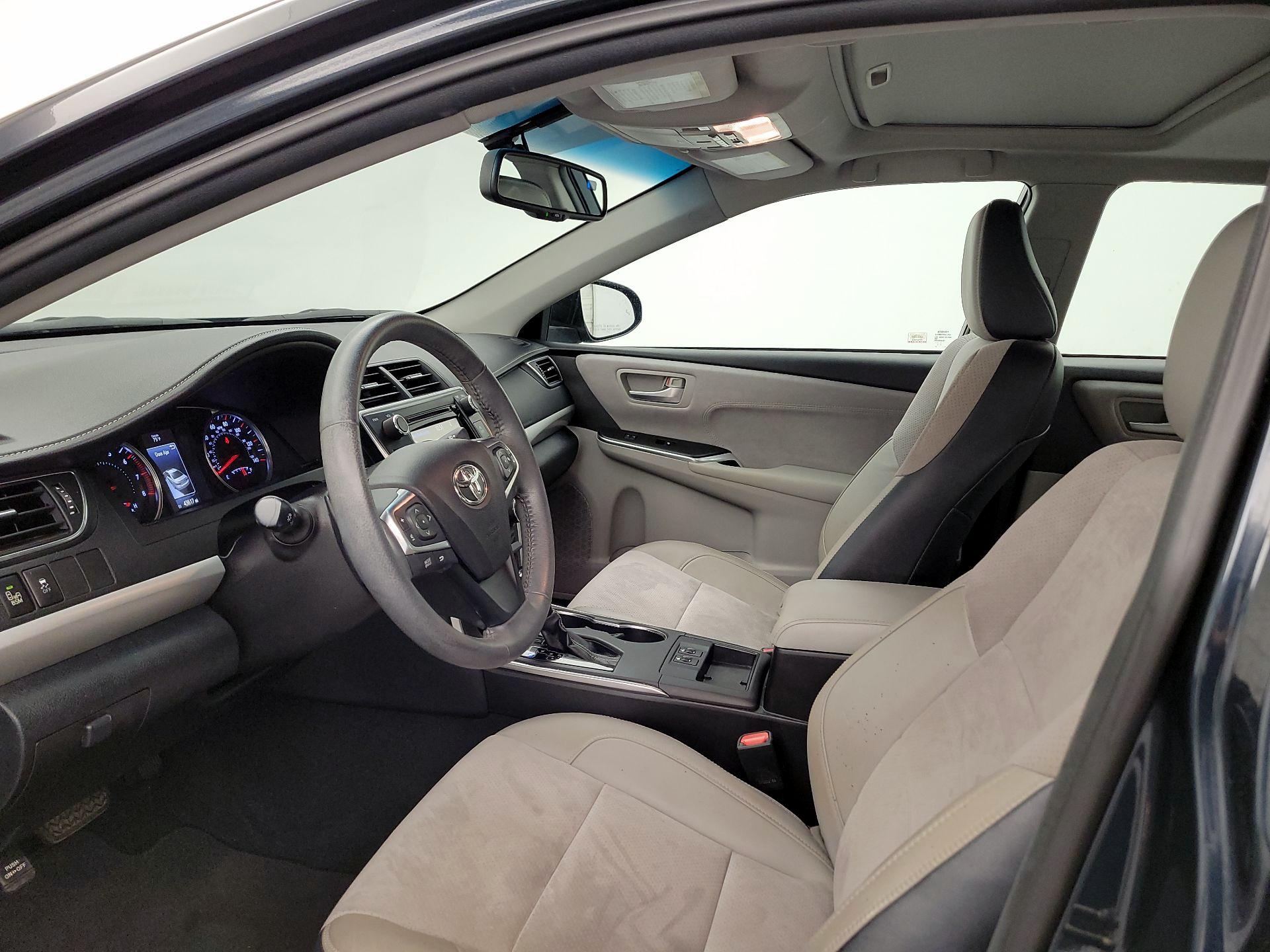 Thumbnail: 2017 Toyota Camry - 11