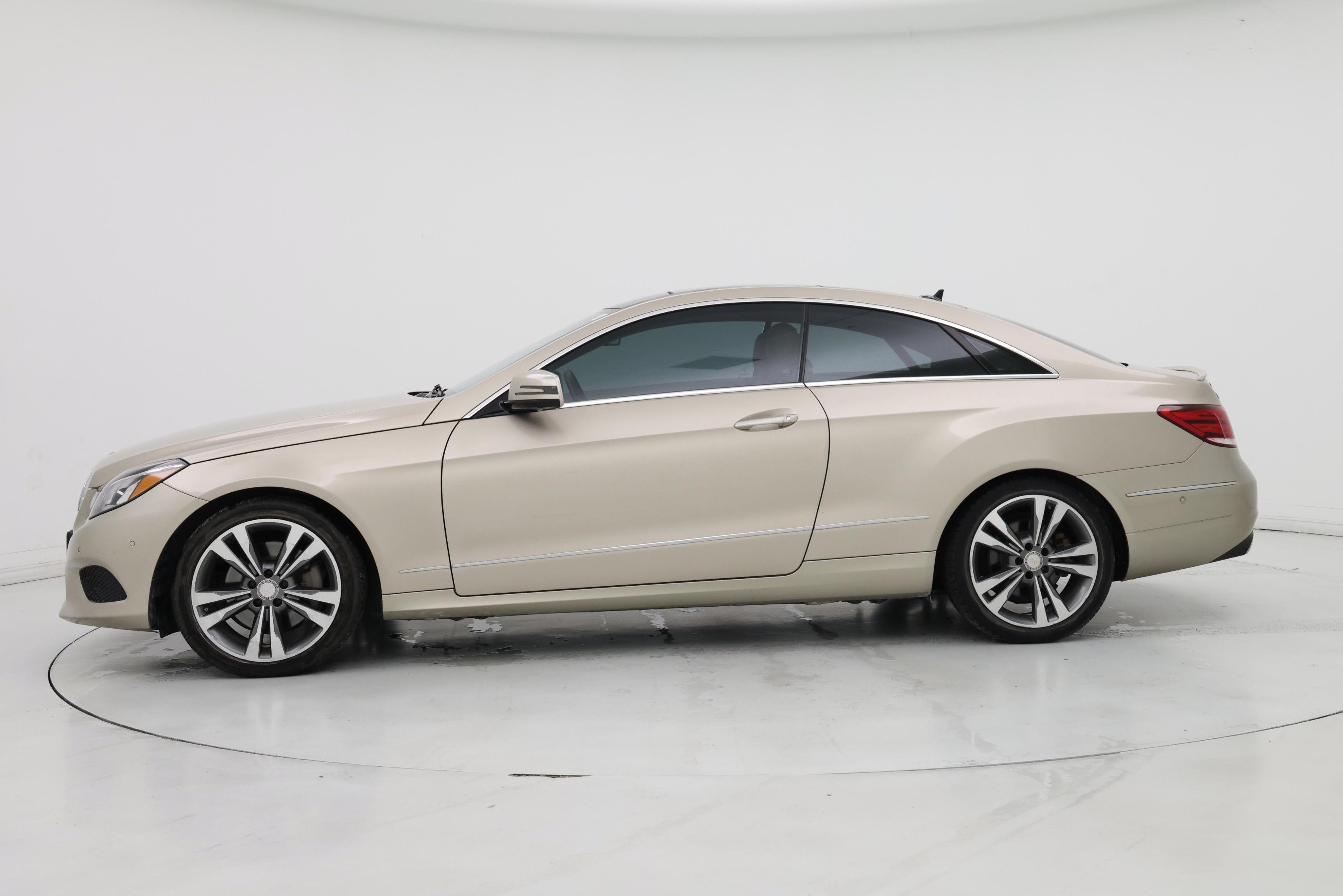 Thumbnail: 2014 Mercedes-Benz E-Class - 3