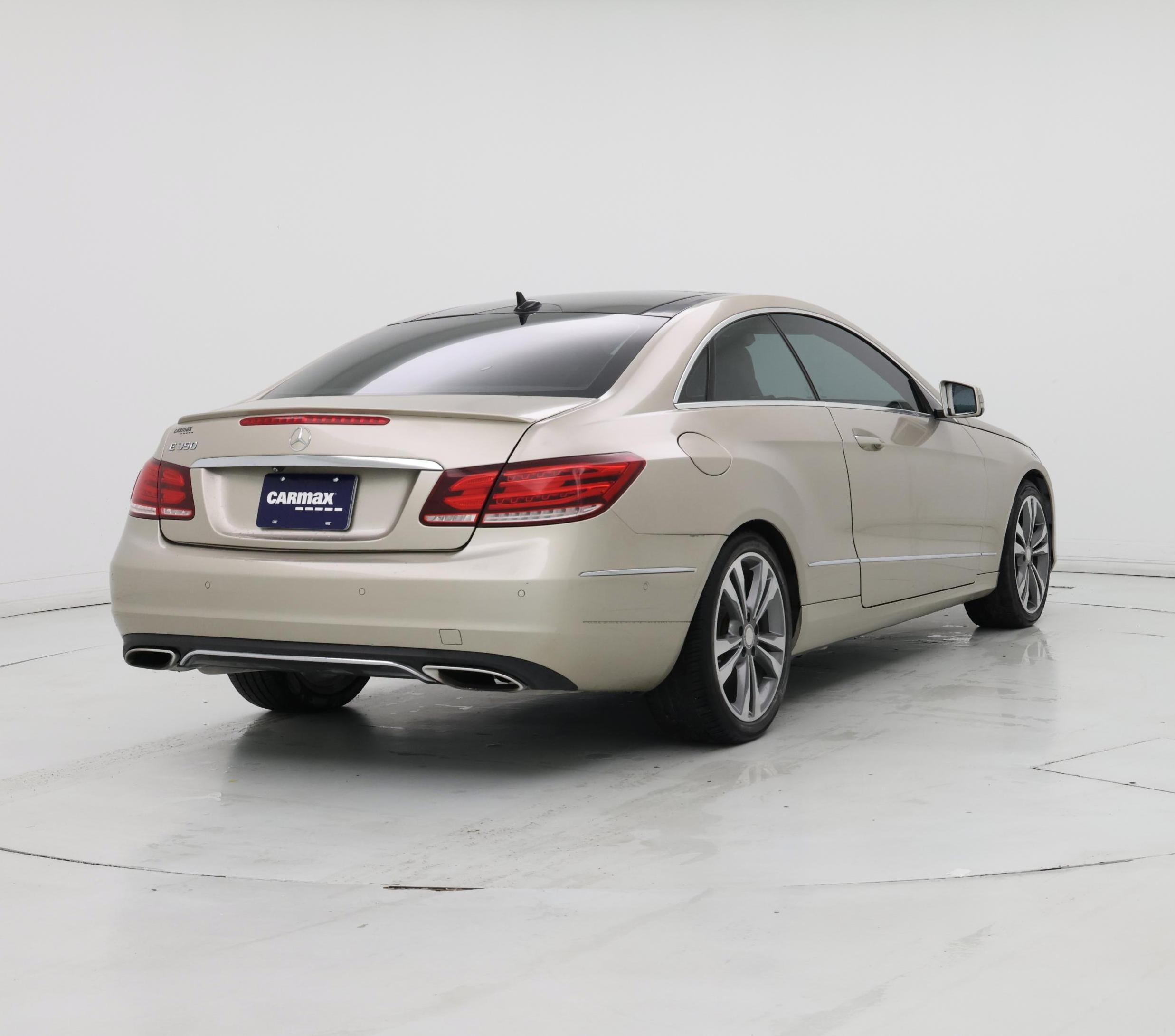 Thumbnail: 2014 Mercedes-Benz E-Class - 8