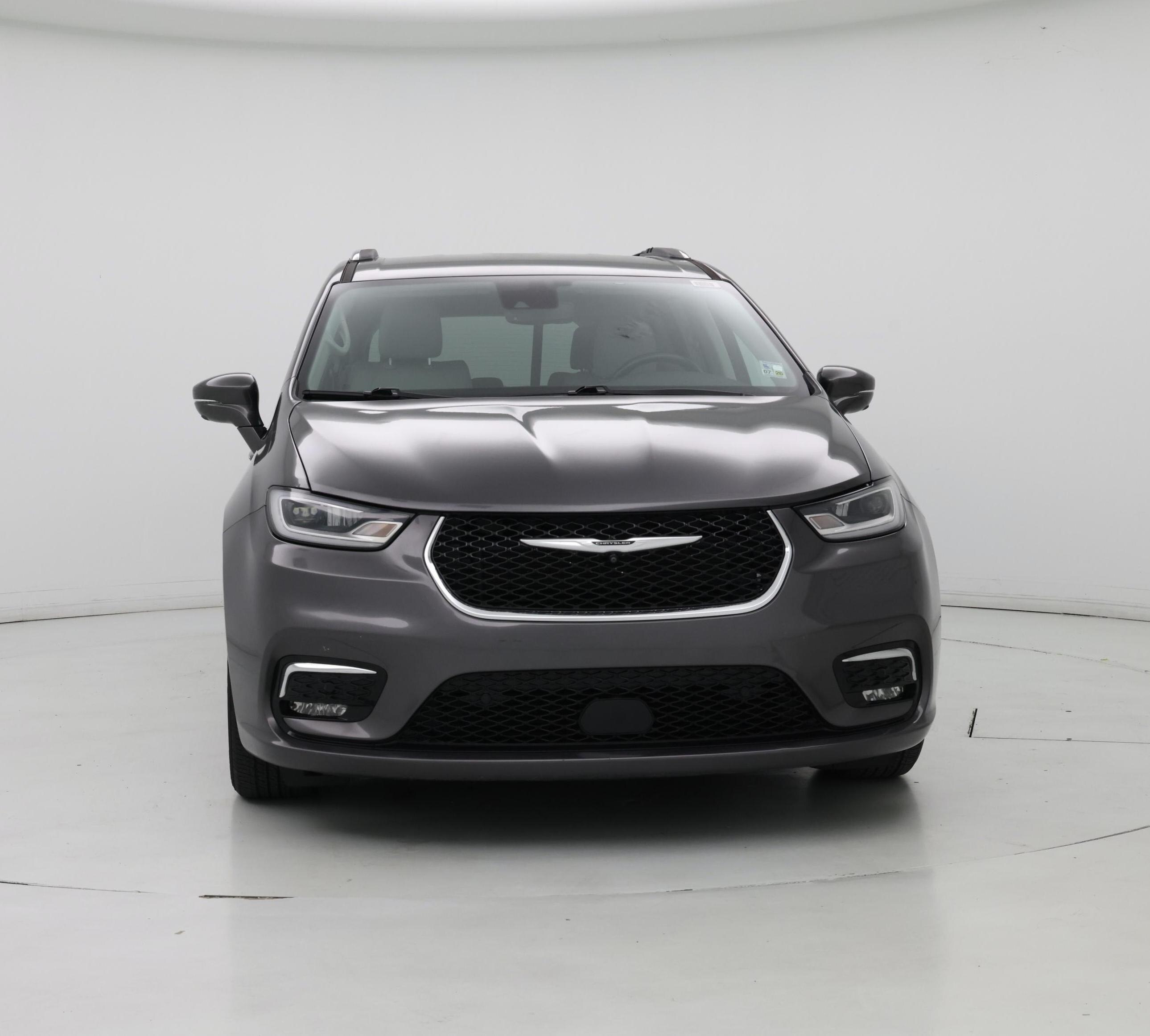 Thumbnail: 2021 Chrysler Pacifica - 5