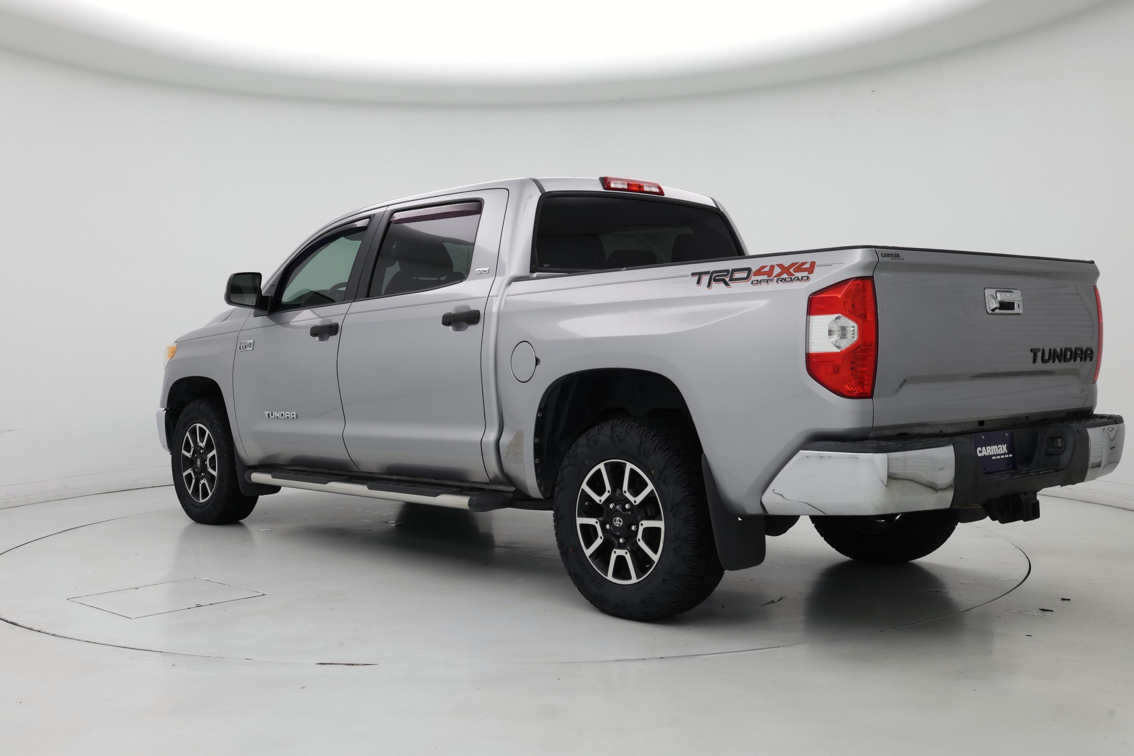 Thumbnail: 2015 Toyota Tundra - 2