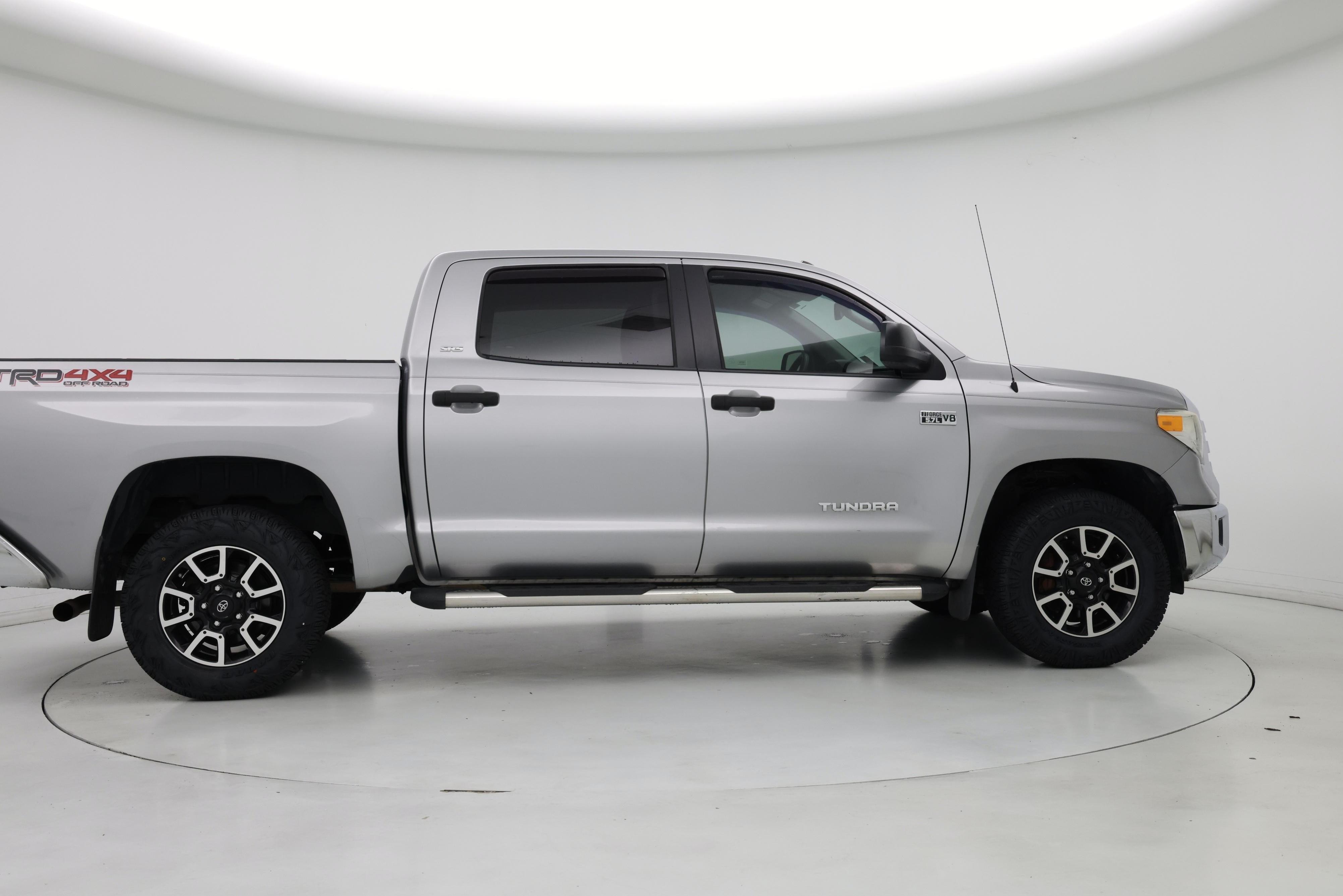 Thumbnail: 2015 Toyota Tundra - 7