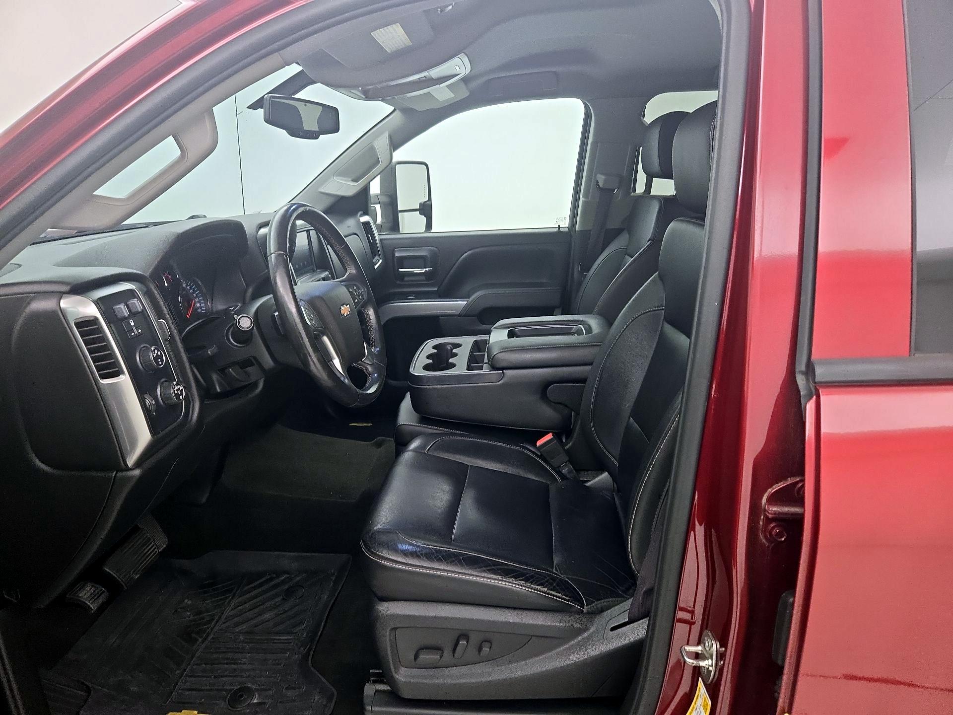 Thumbnail: 2015 Chevrolet Silverado 2500 - 11