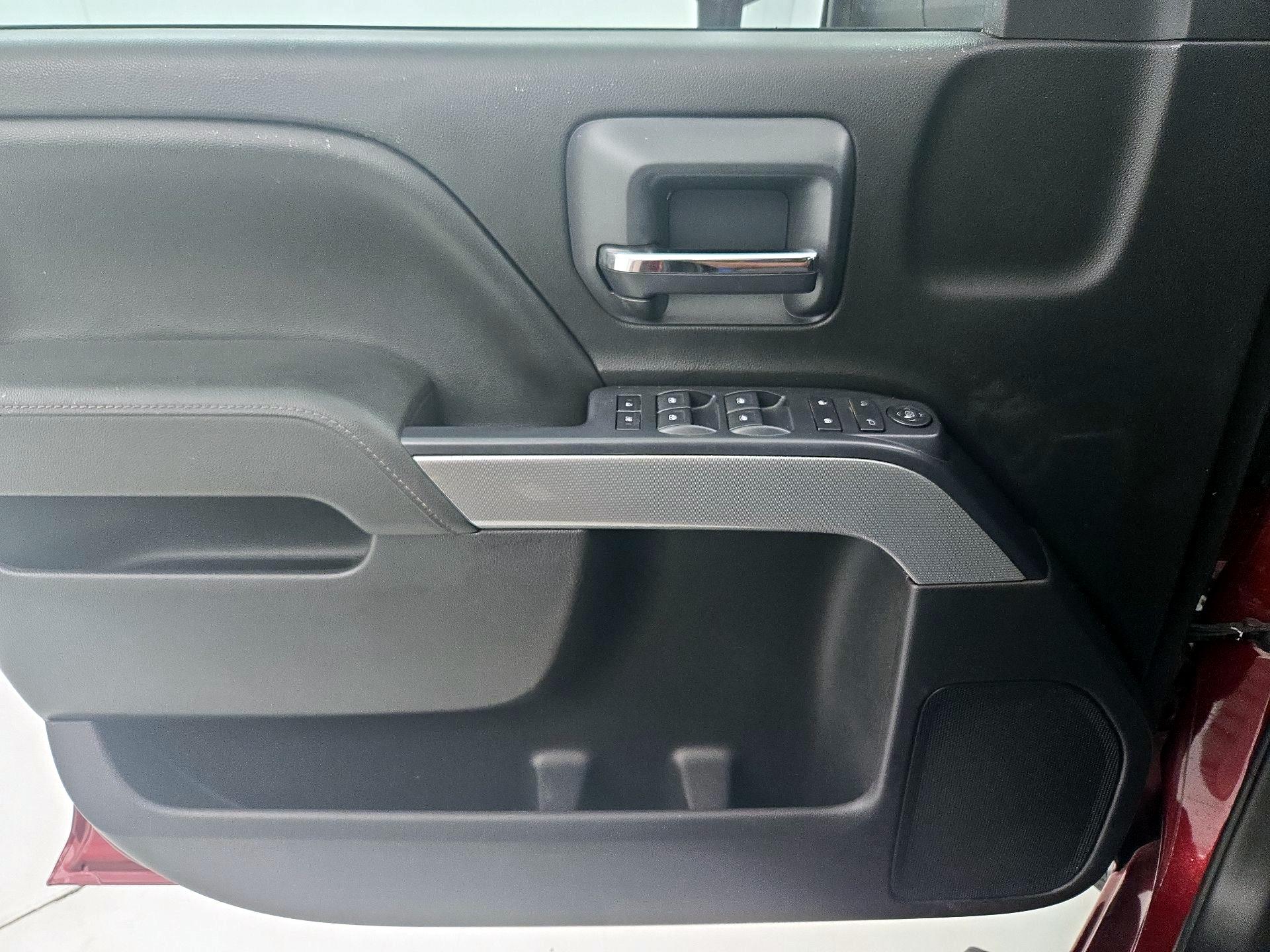 Thumbnail: 2015 Chevrolet Silverado 2500 - 12